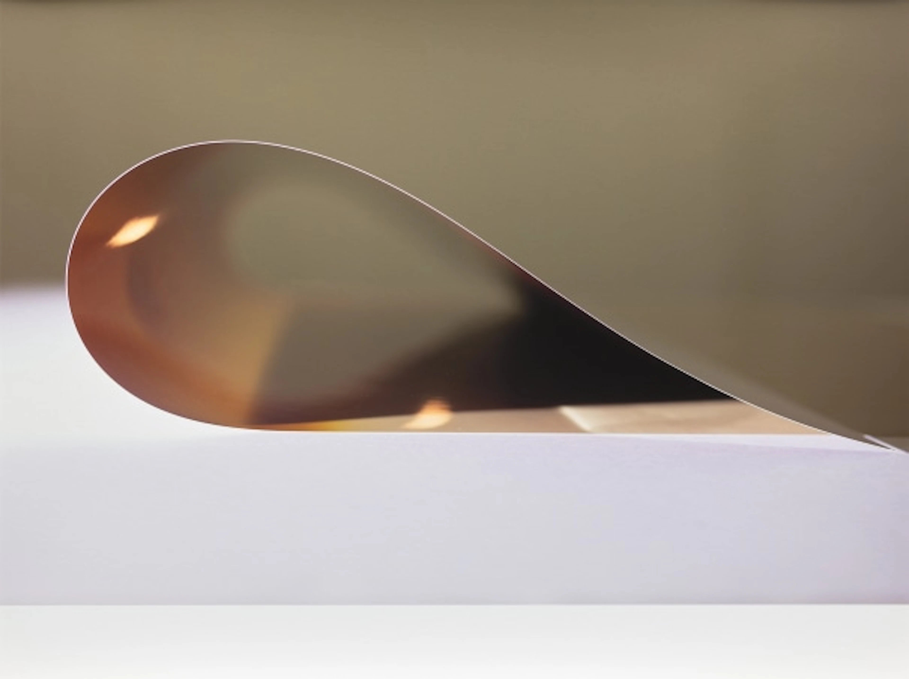 Wolfgang Tillmans - paper drop (light) a