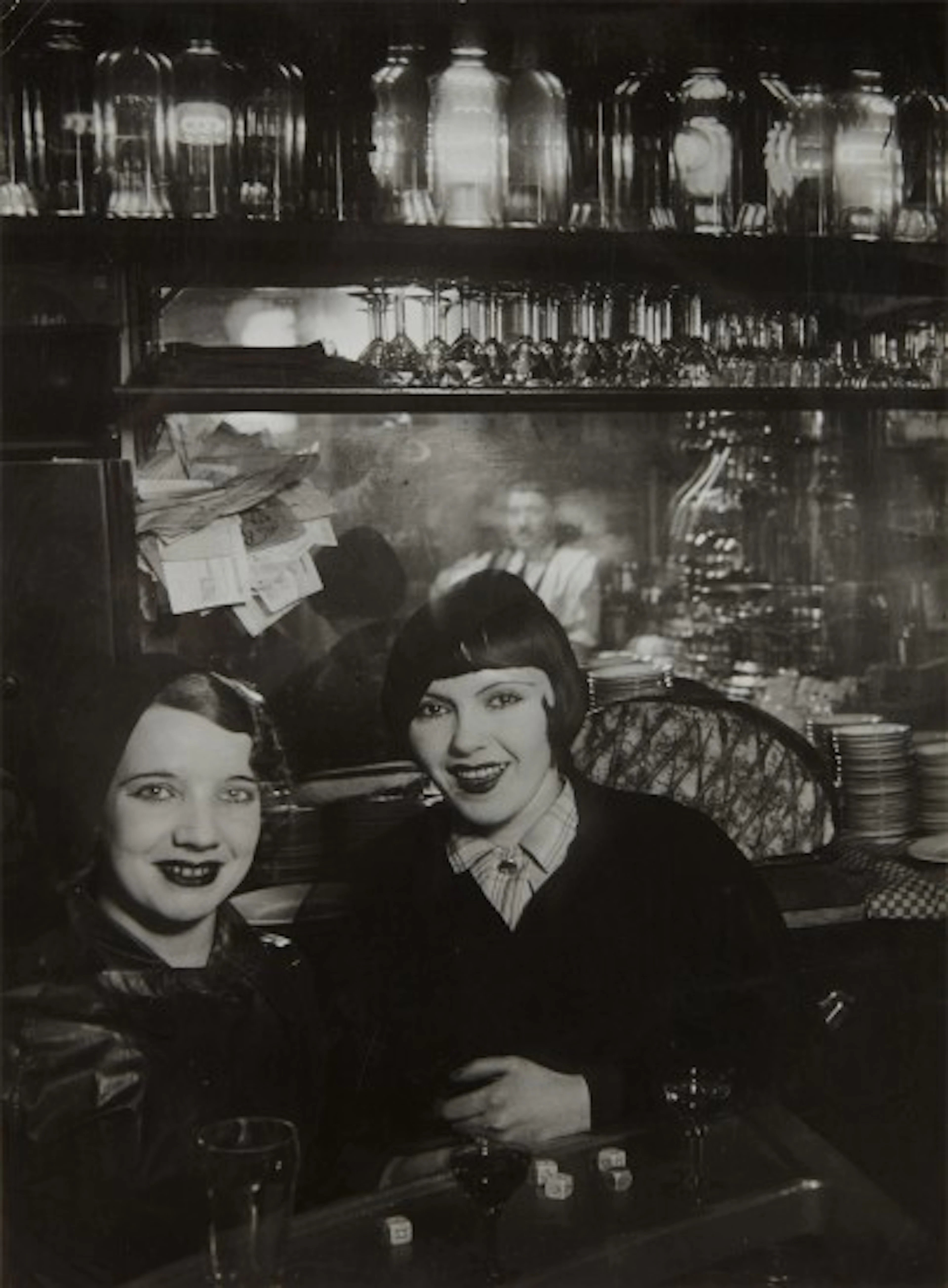 assaï (Gyula Halász) - Prostitutes in a Bar, Boulevard Rochechouart, Montmartre