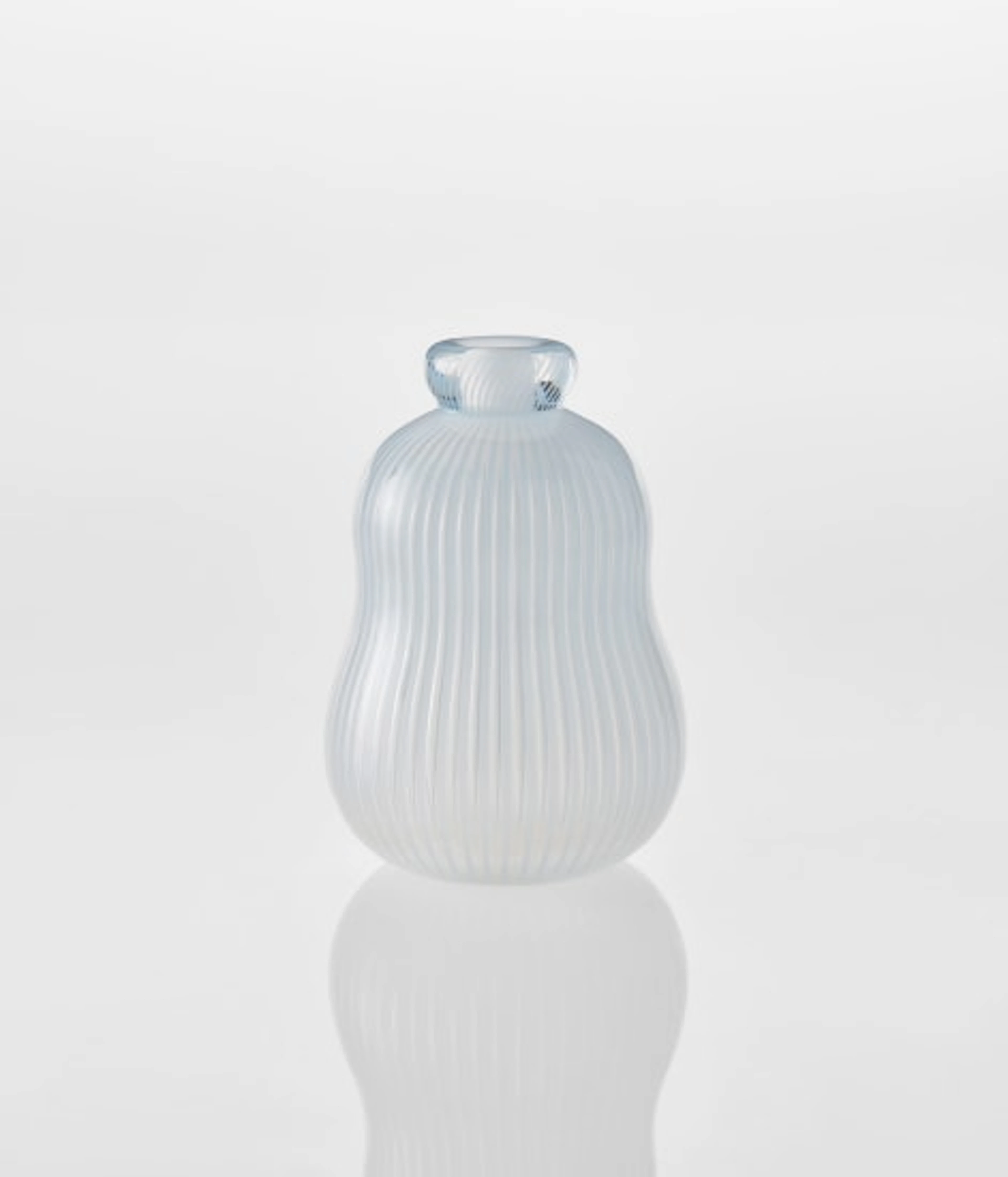Edvin Öhrström - "Ariel" vase, model no. 935E