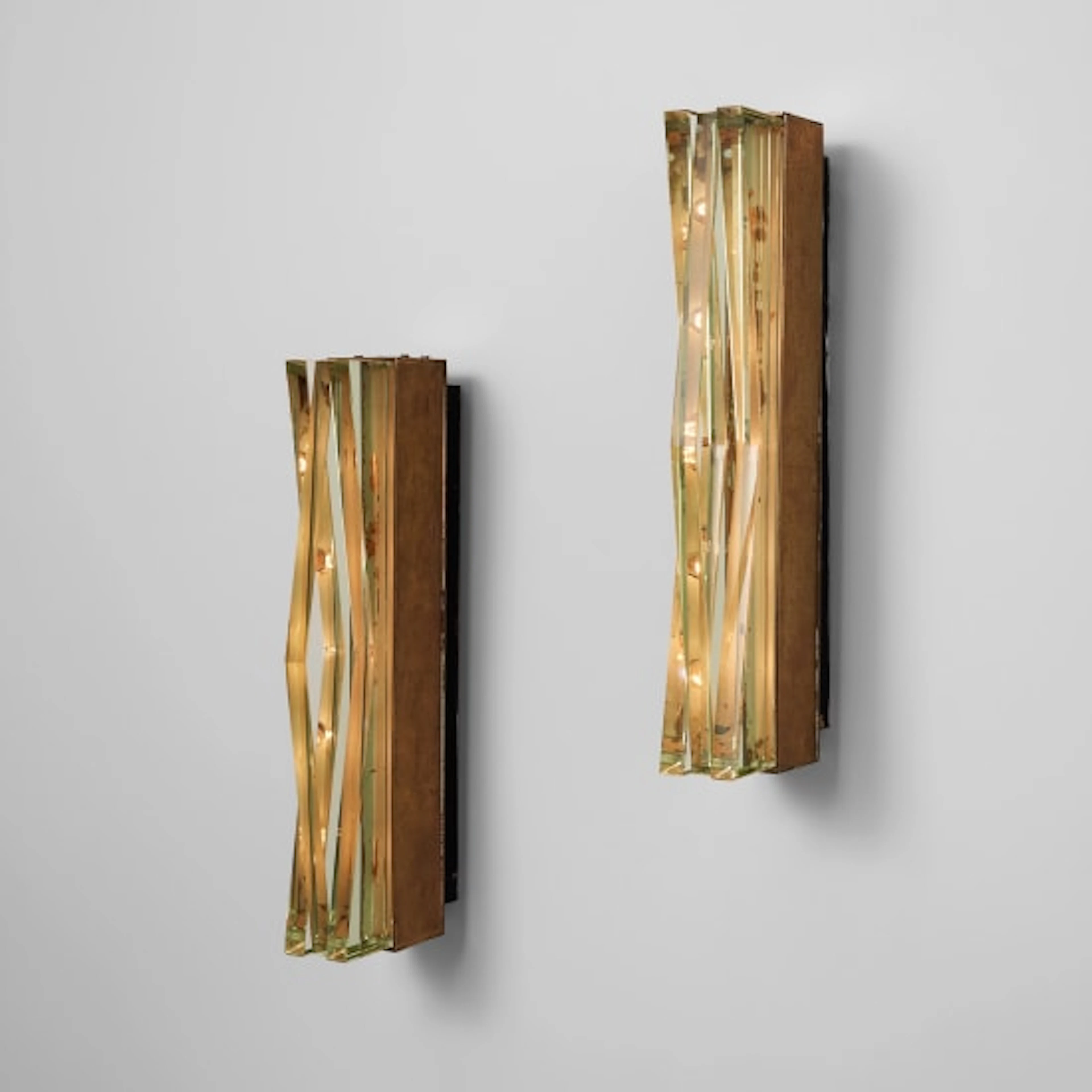 Max Ingrand - Pair of wall lights, model no. 1829