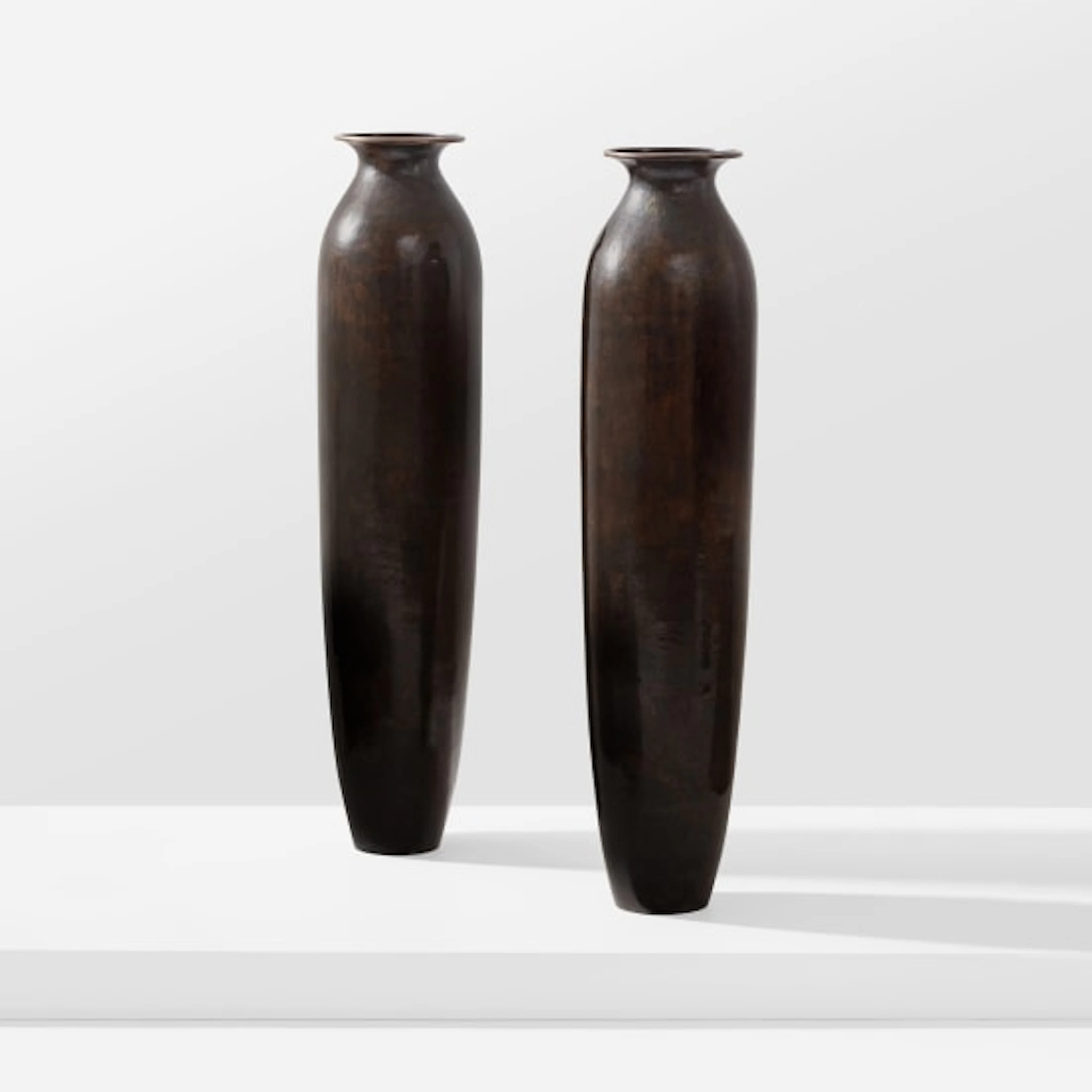 Jean Dunand - Pair of monumental vases