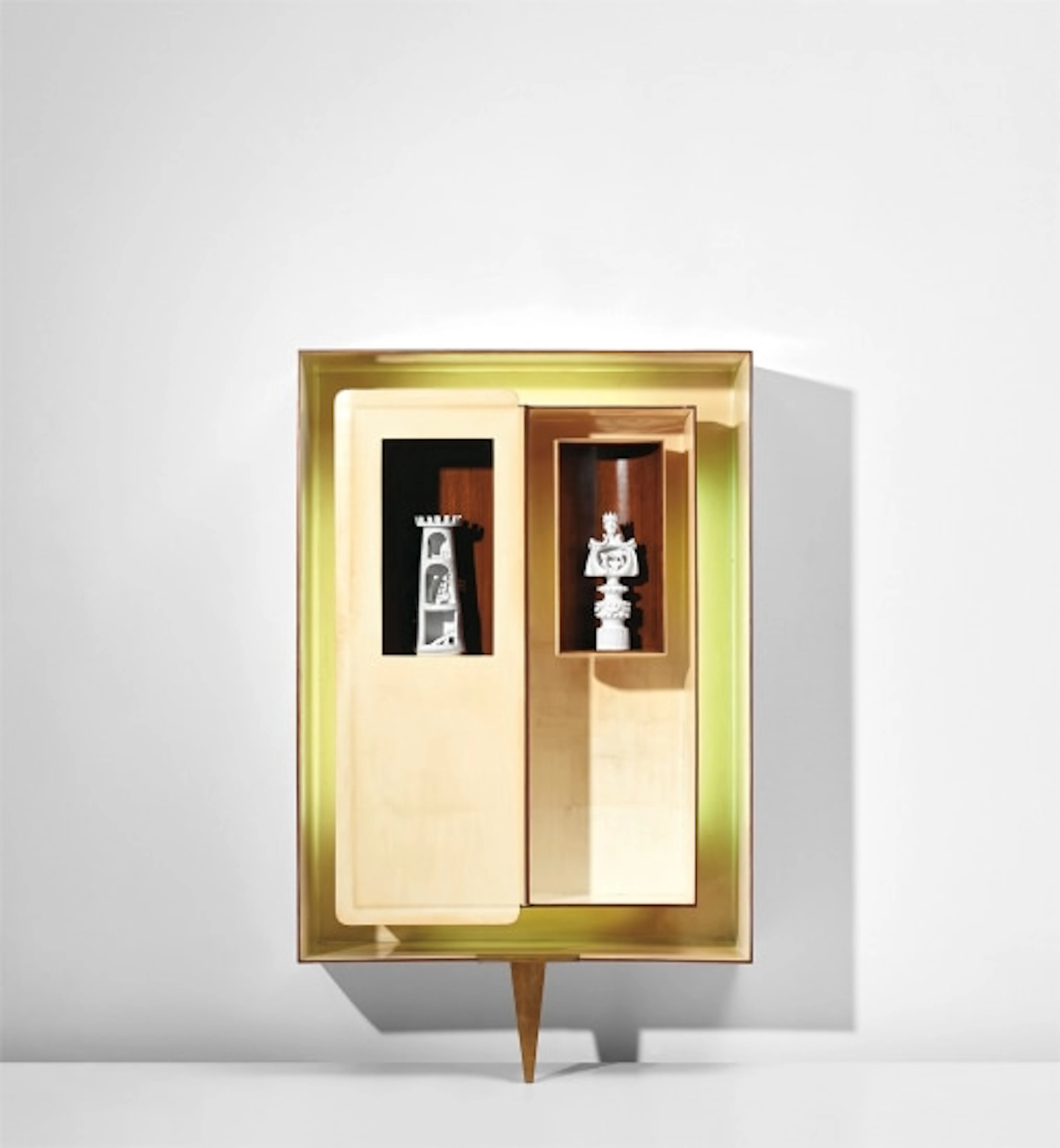 Illuminated 'Positivo-negativo' wall-mounted cabinet with...