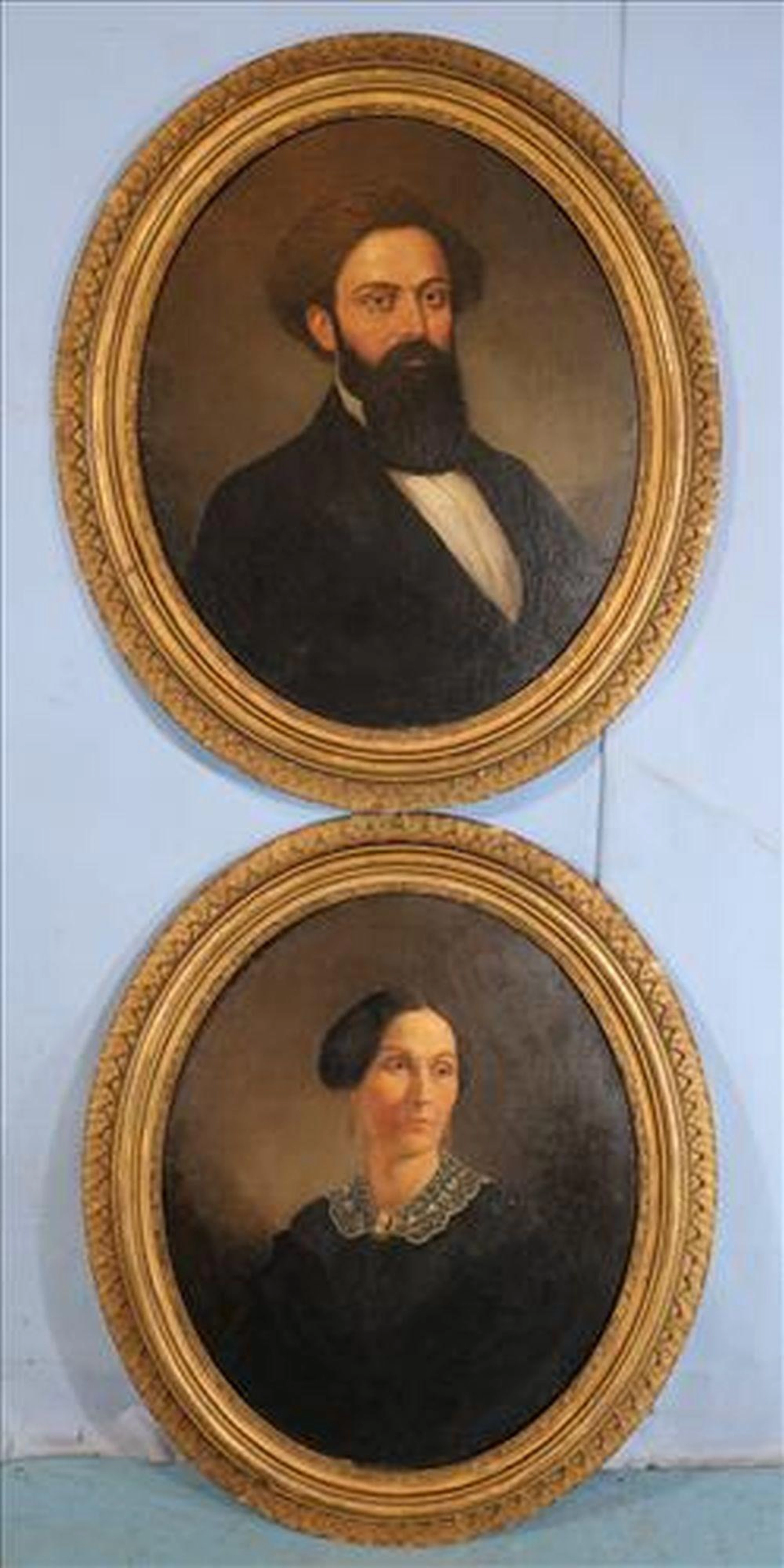 Pair Oval oil on canvas portraits, 38 x 33