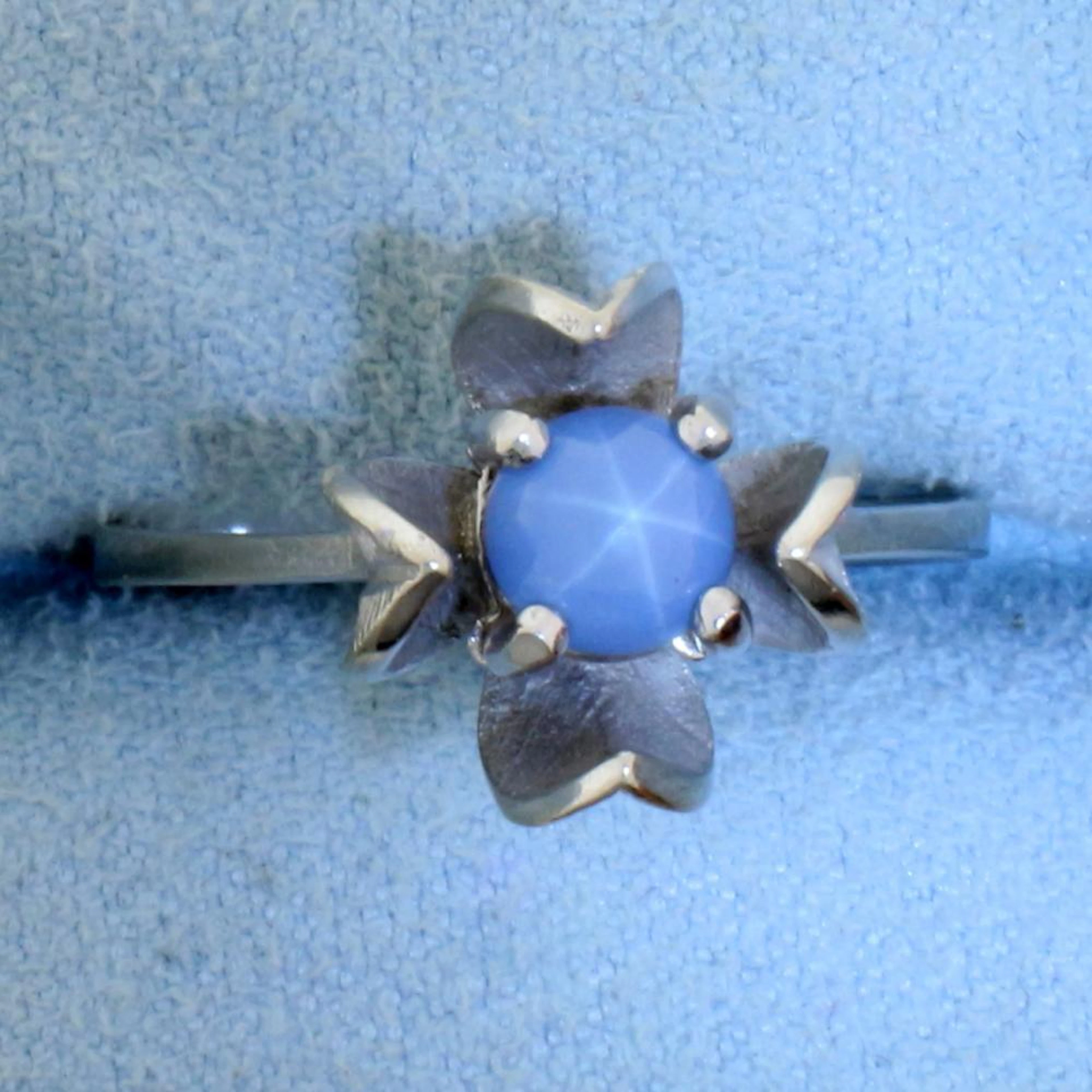 Star Sapphire Flower Design Ring in 10K White Gold