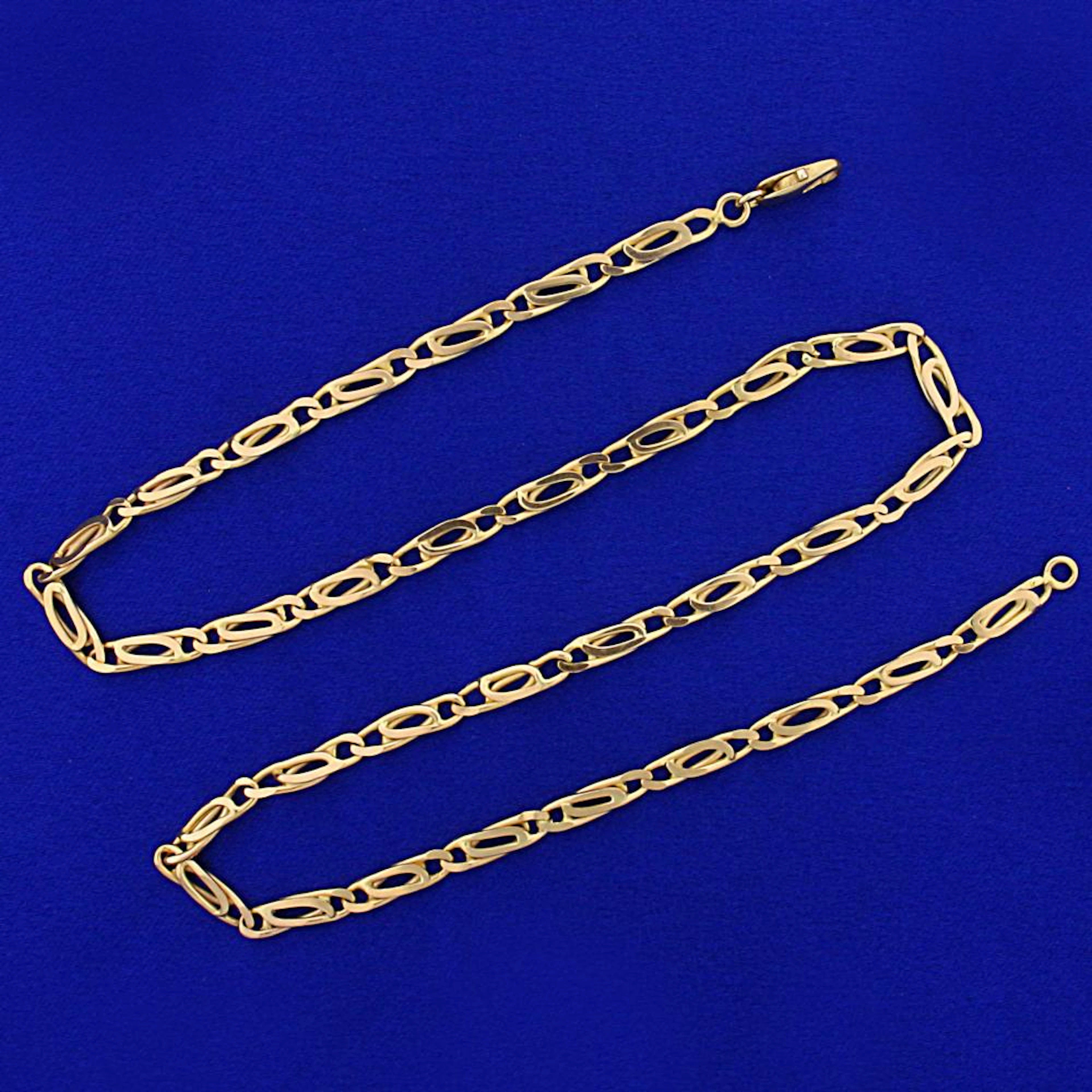 18 Inch Designer Oval Link Chain Necklace in 14K Yellow Gold