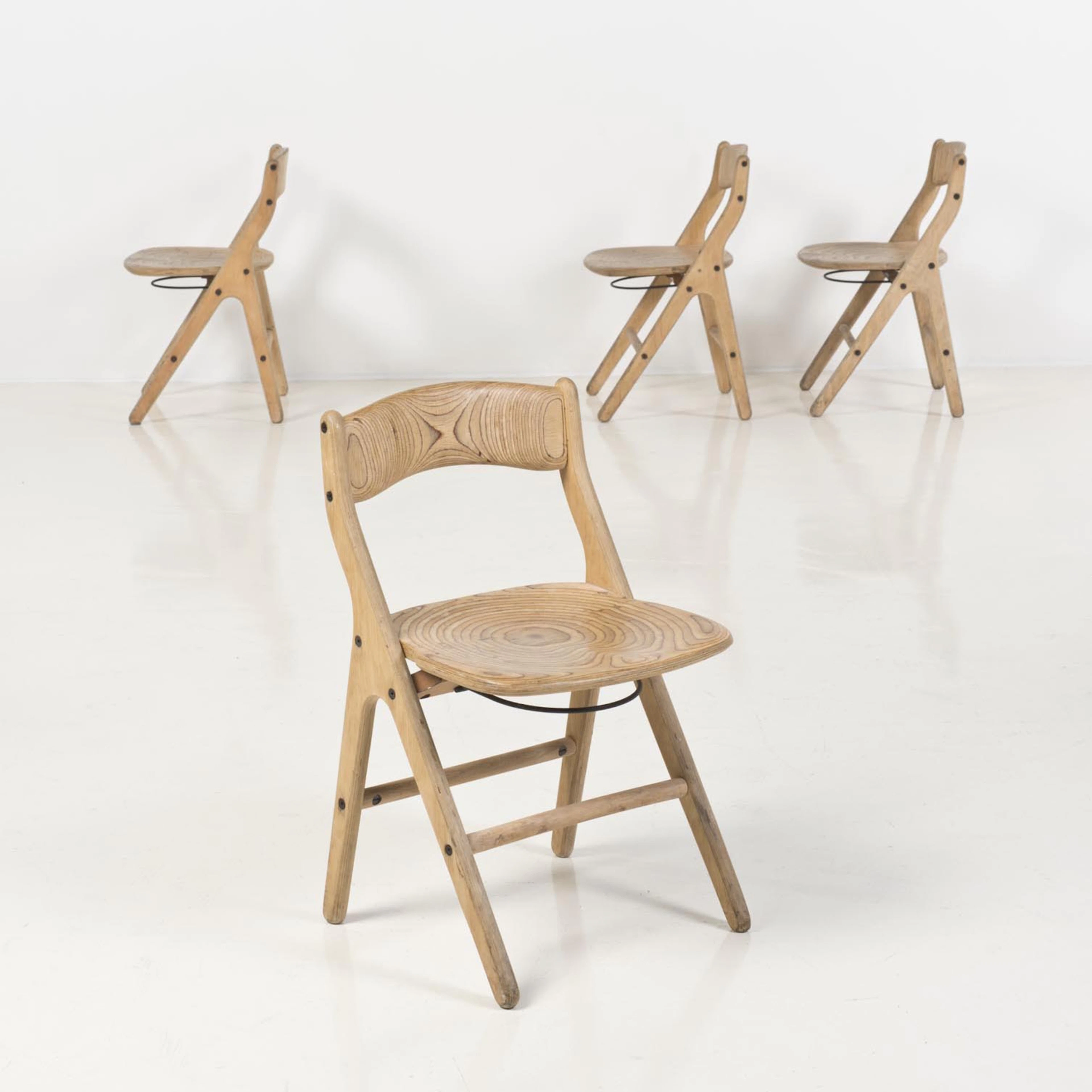 Marc Held (né en 1932)Quatre chaises