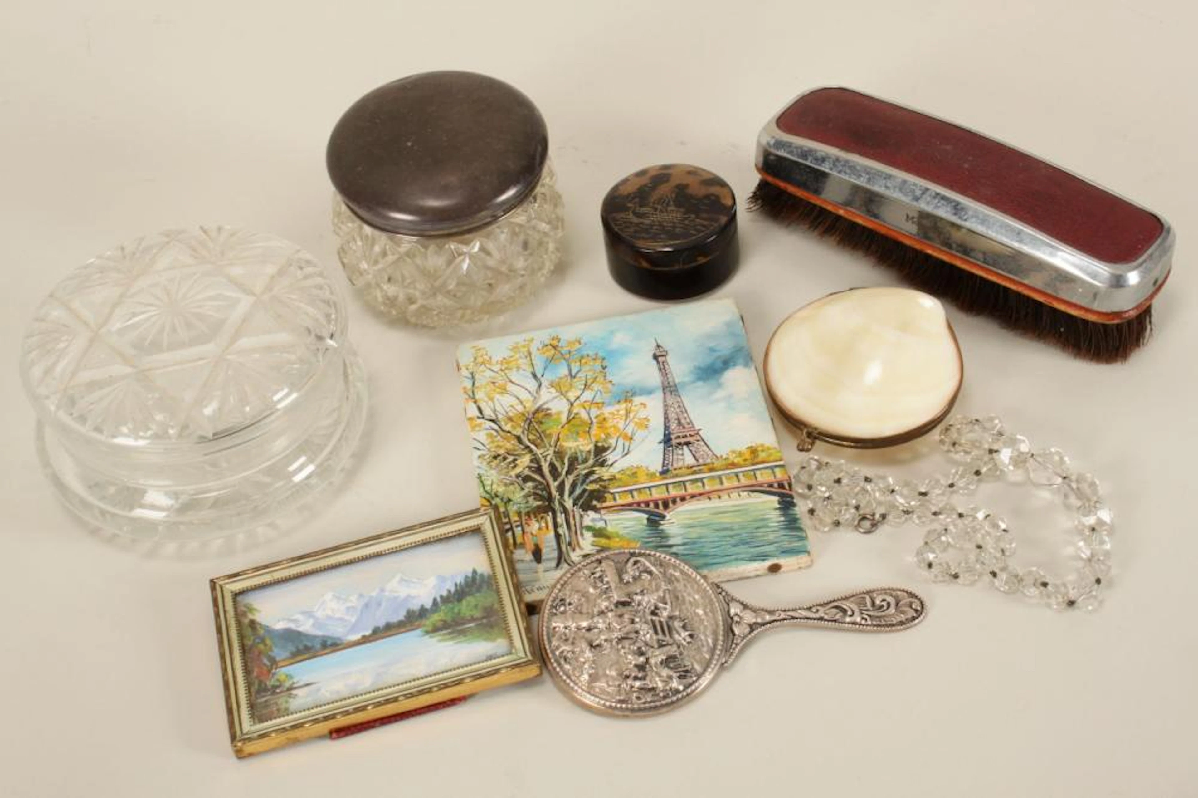 Small Quantity of Assorted Items,