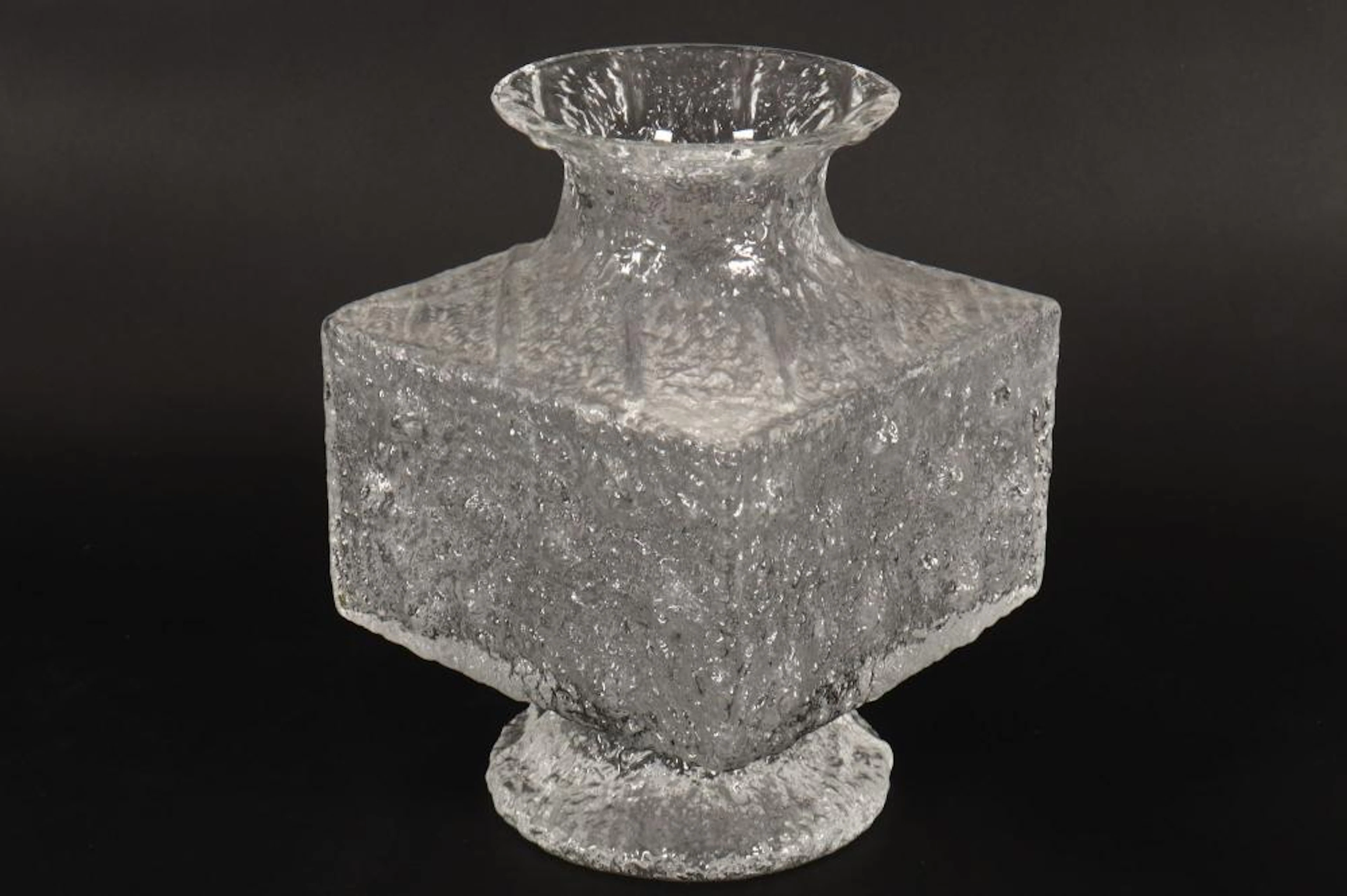Large Iittala Crassus Vase,