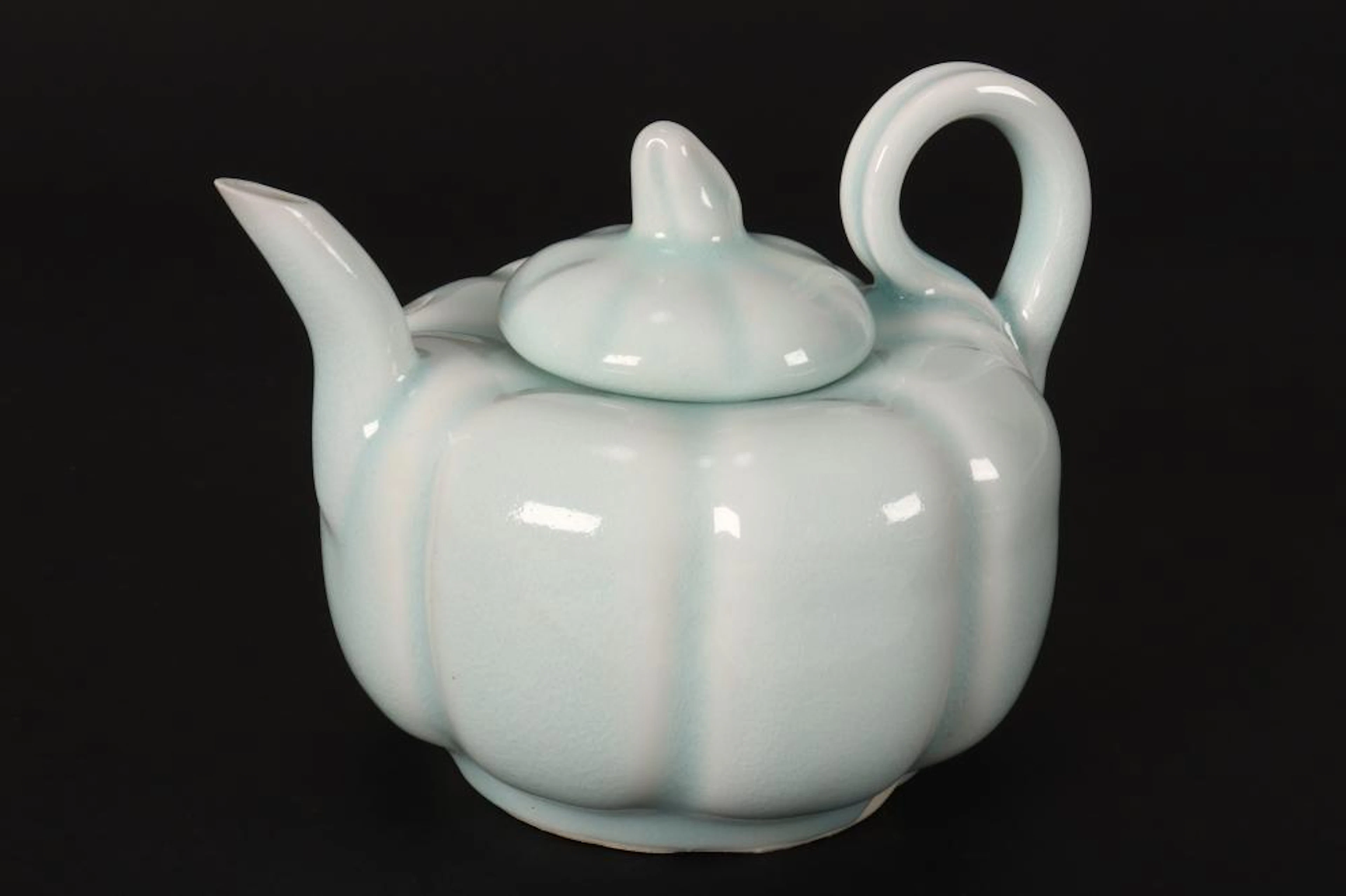 Chinese Figural Porcelain Teapot,