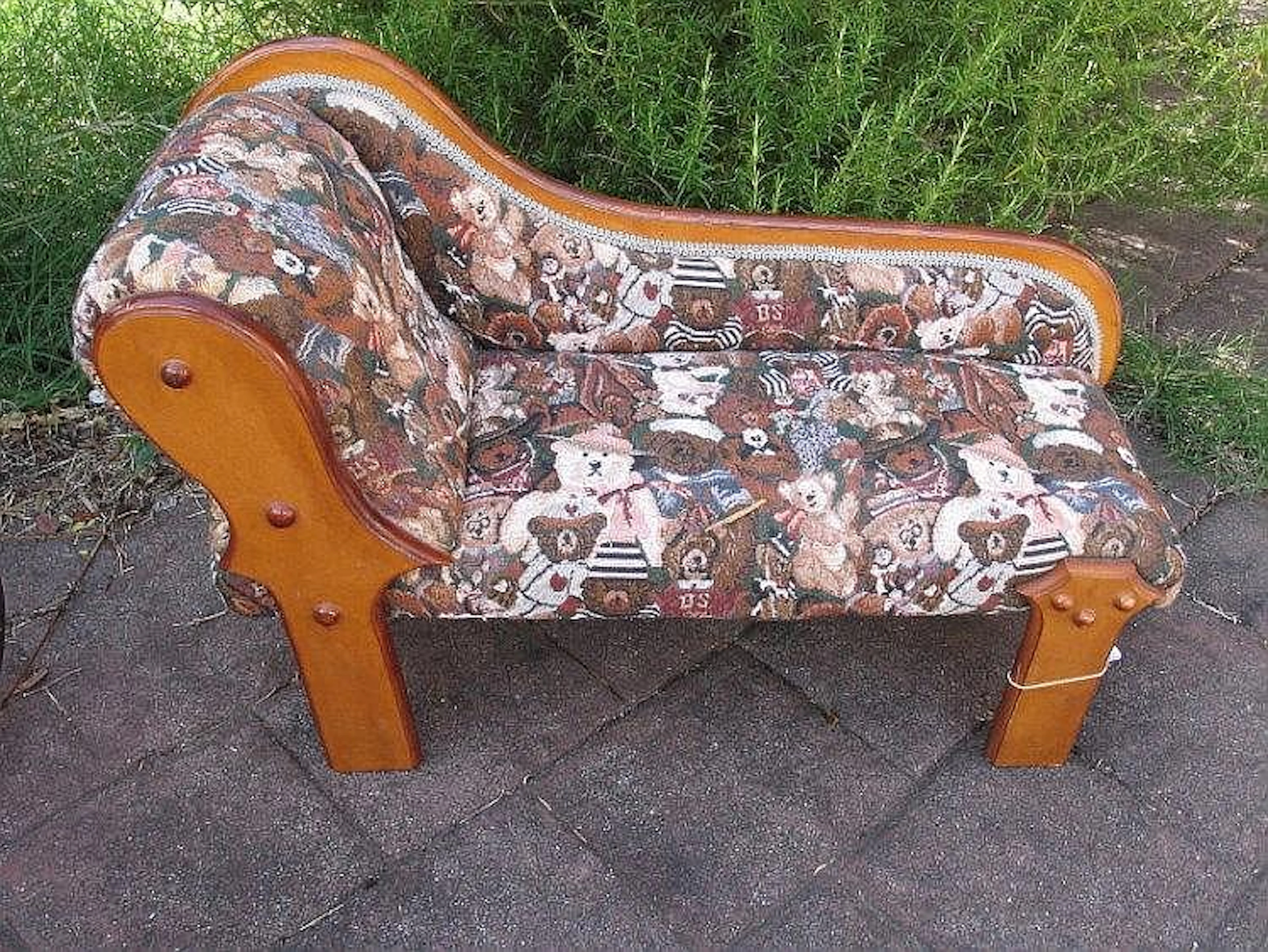 Doll or Bear prop Chaise lounge with bear pattern material and wood 76cm lo