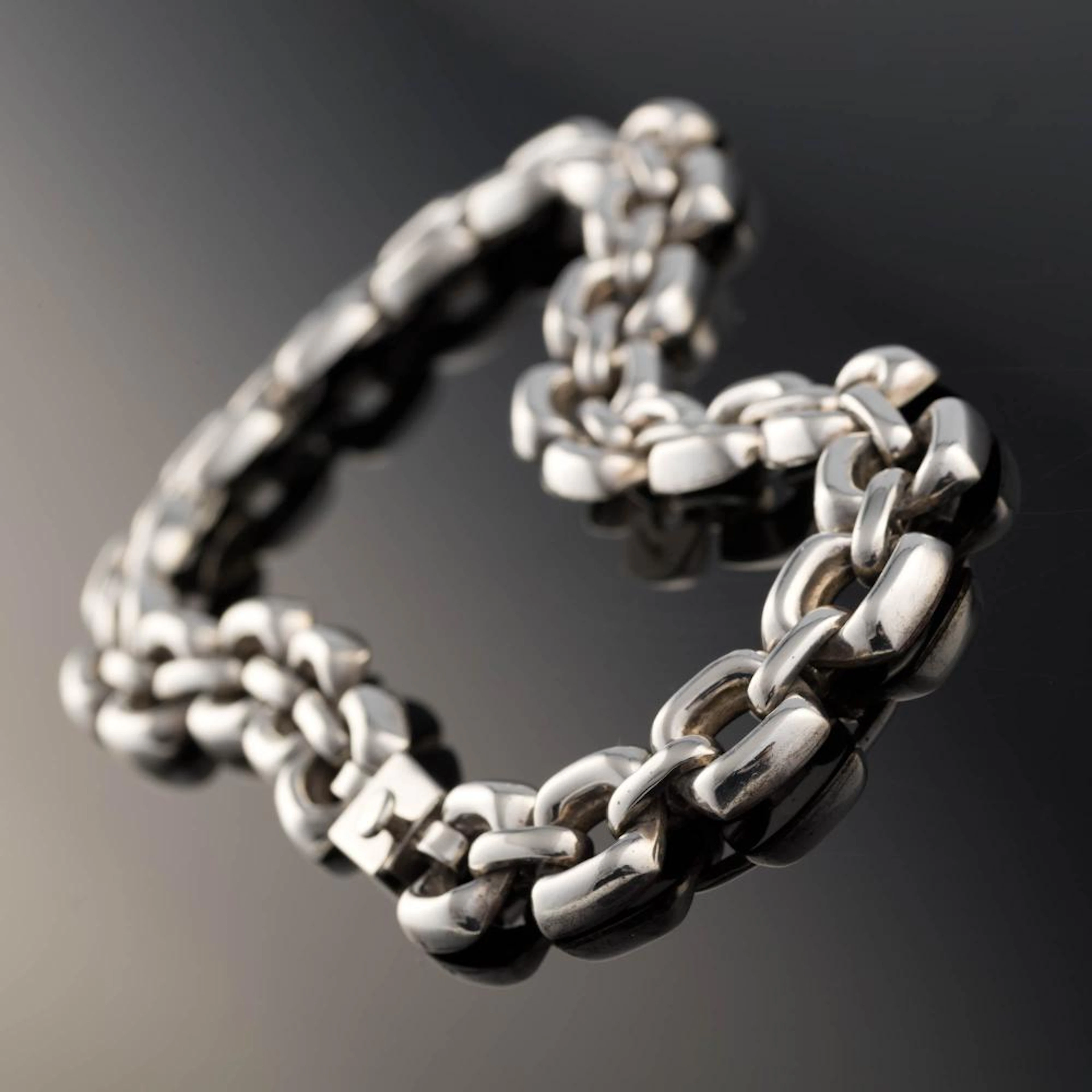 A Mexican Modernist sterling silver chain link necklace