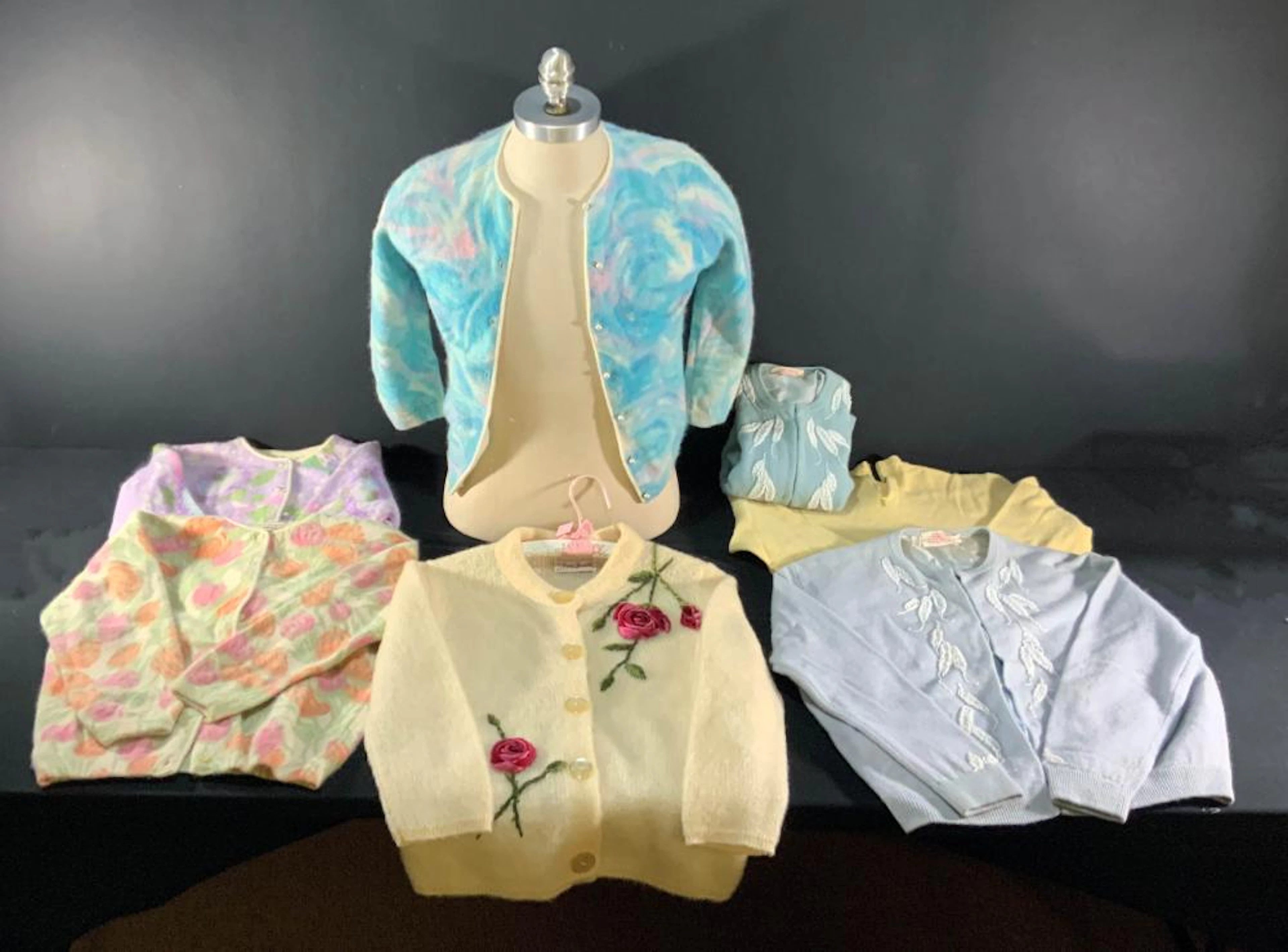 LOT OF 7 VINTAGE LADIES DECORATED WOOL SWEATERS