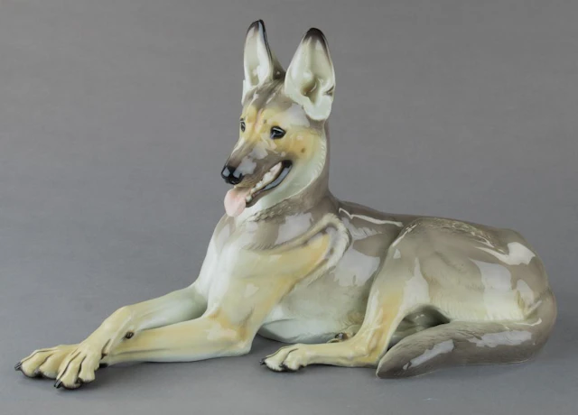 ALLACH LARGE GERMAN SHEPHERD PAINTED NO. 76