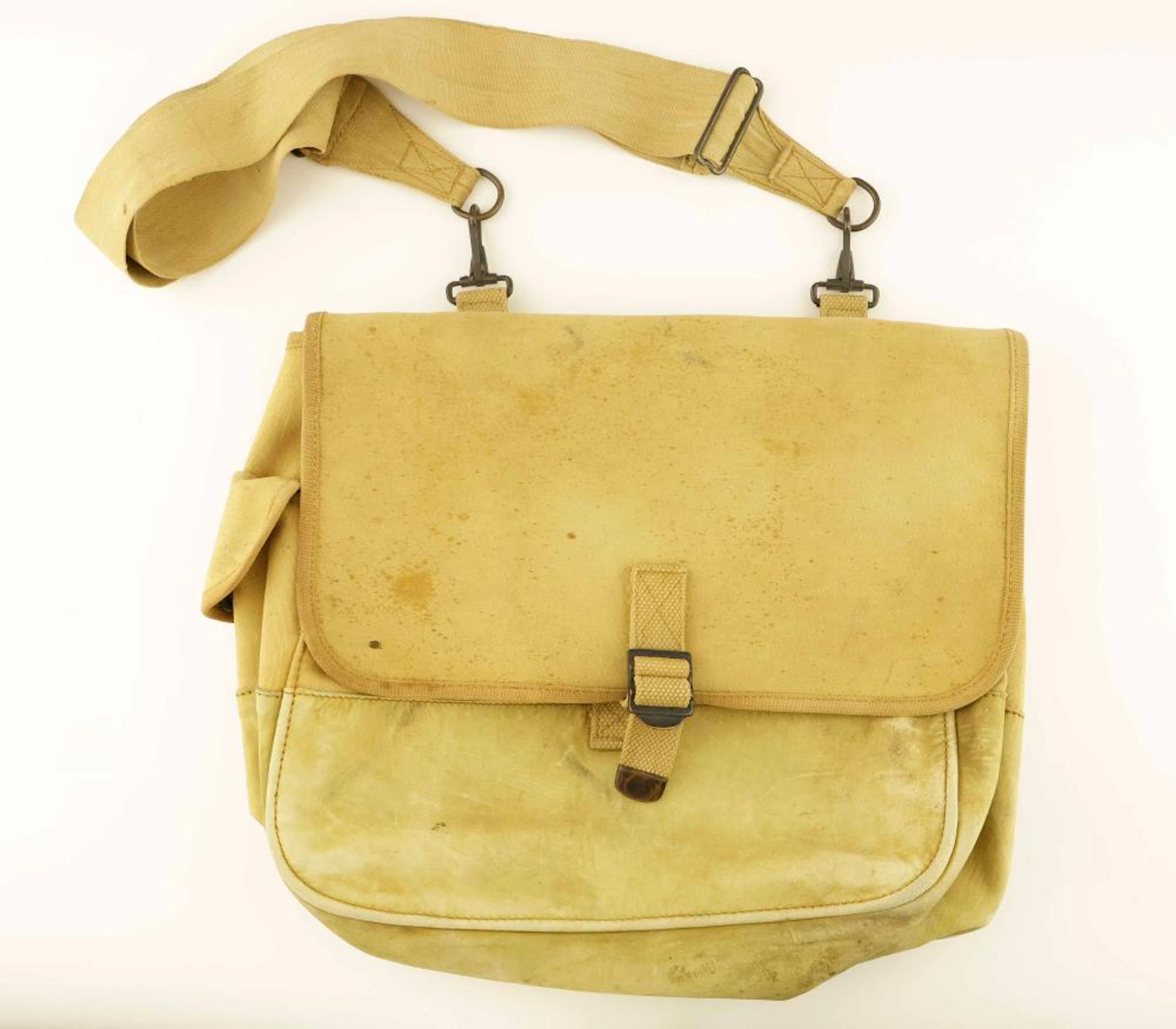D-DAY OMAHA BEACH- CARRIED HAVERSACK