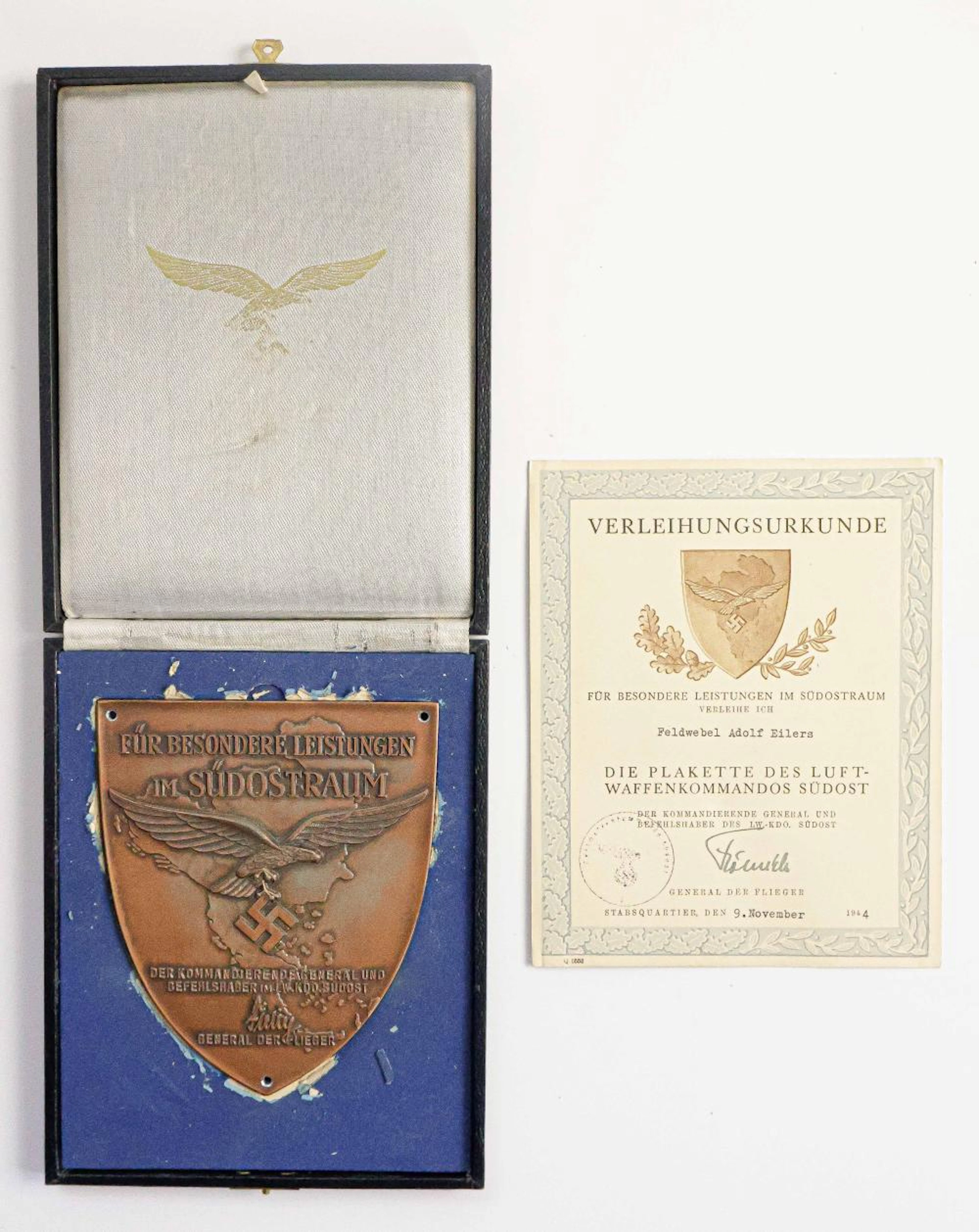 LUFTWAFFE SUDOSTRAUM AWARD TABLE MEDAL WITH CASE