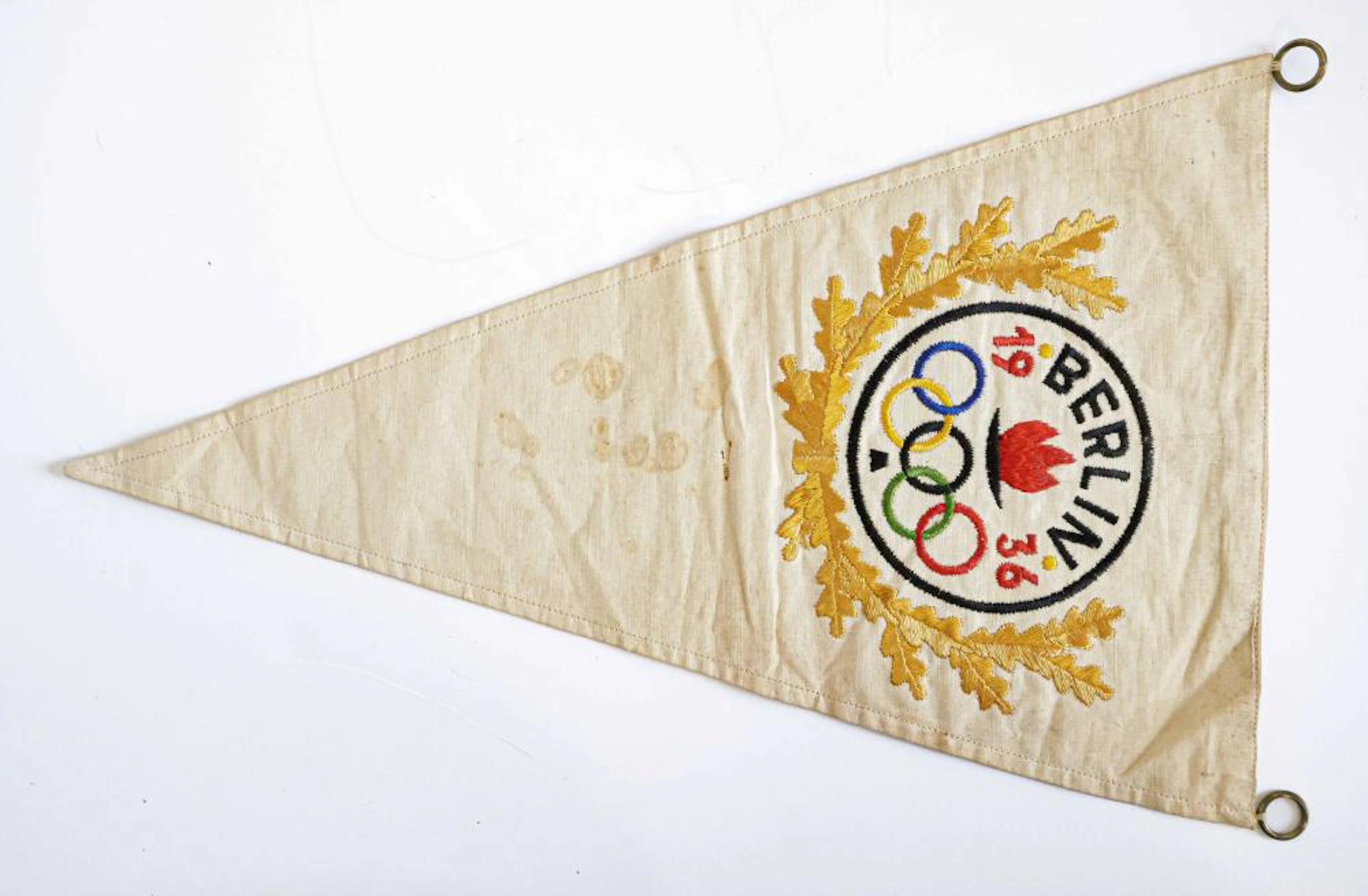 1936 BERLIN OLYMPICS PENNANT