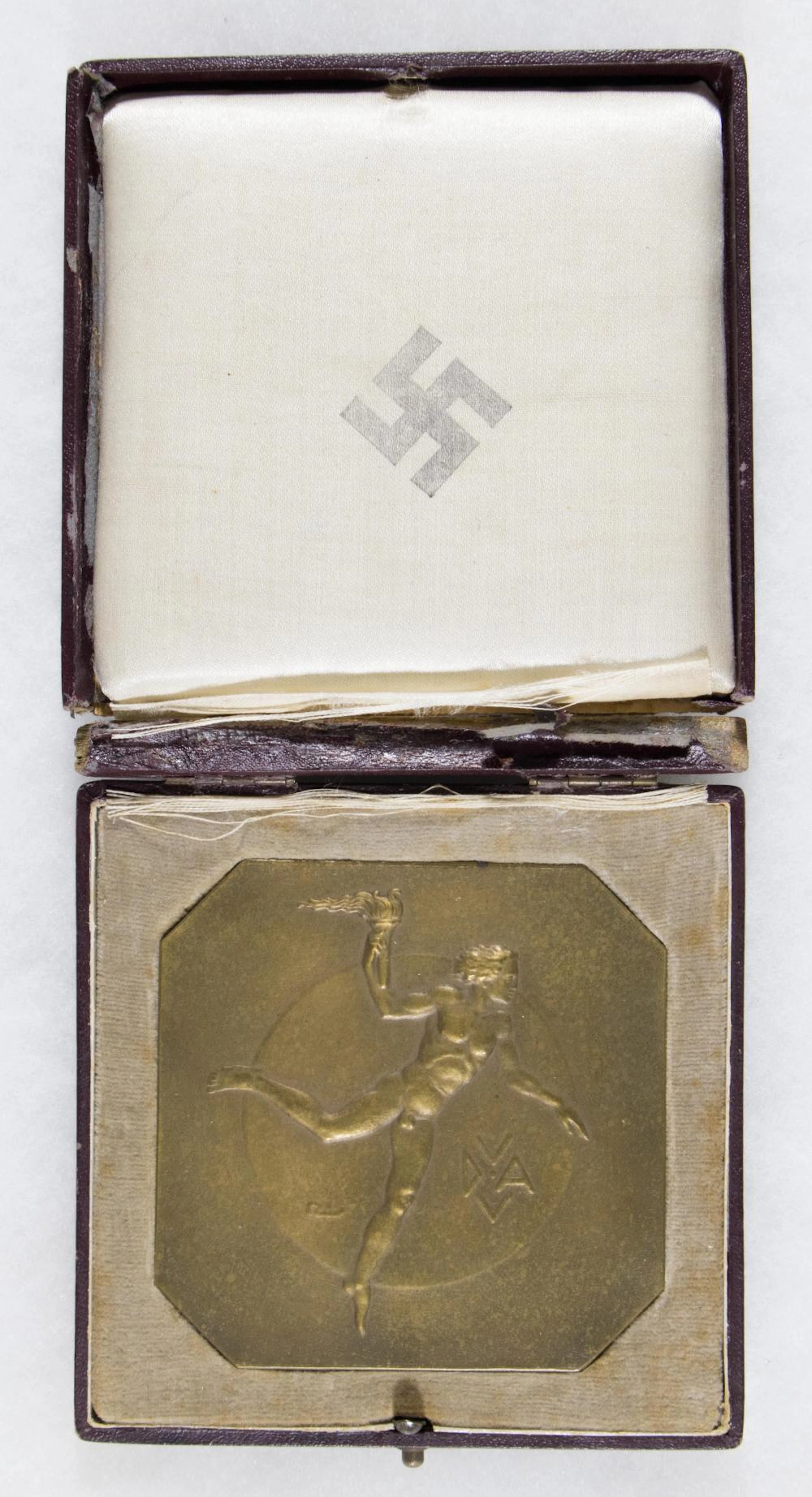 GERMAN CASED PHOTOGRAPHY AWARD