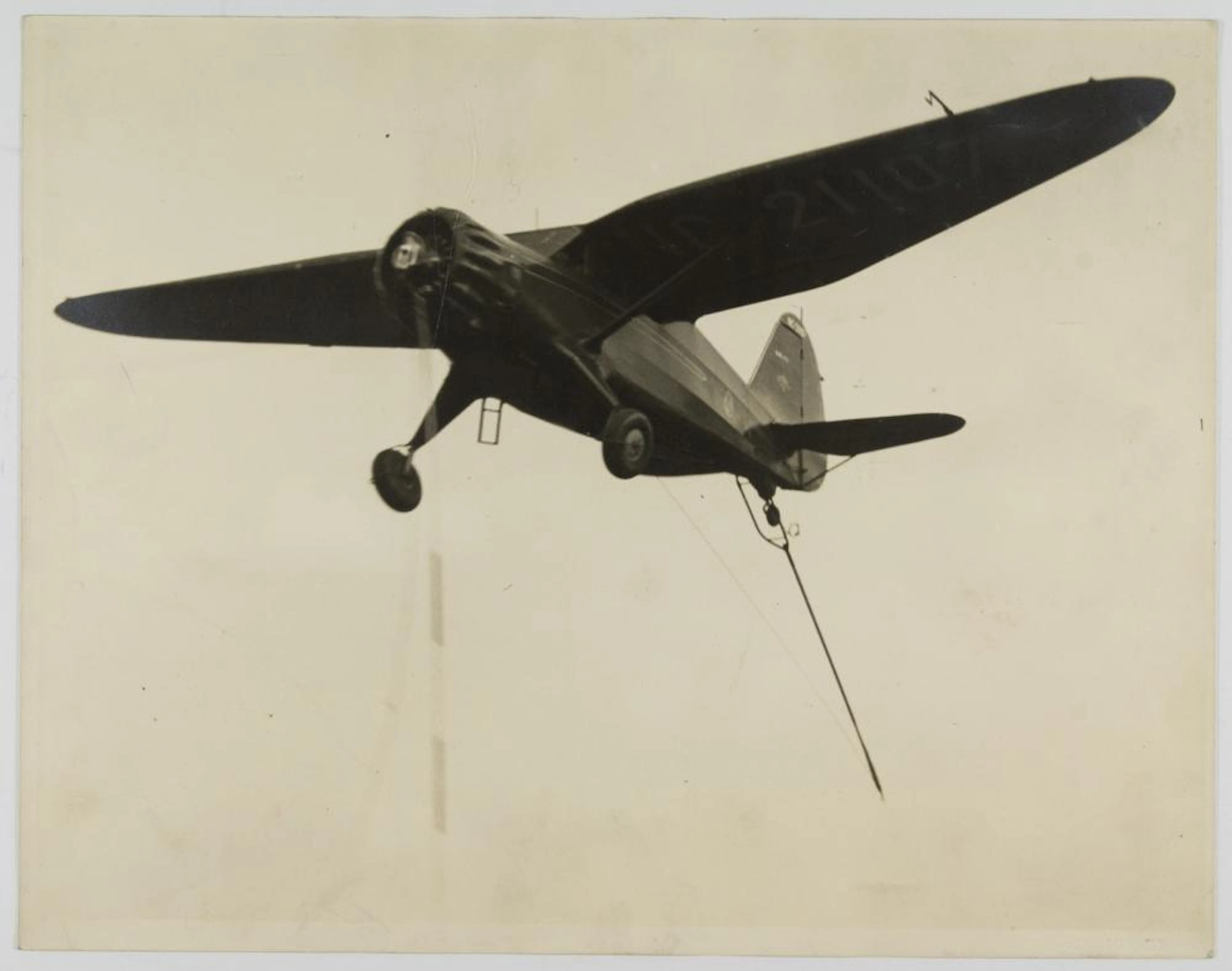 VINTAGE AIRCRAFT PHOTOGRAPHS (2)
