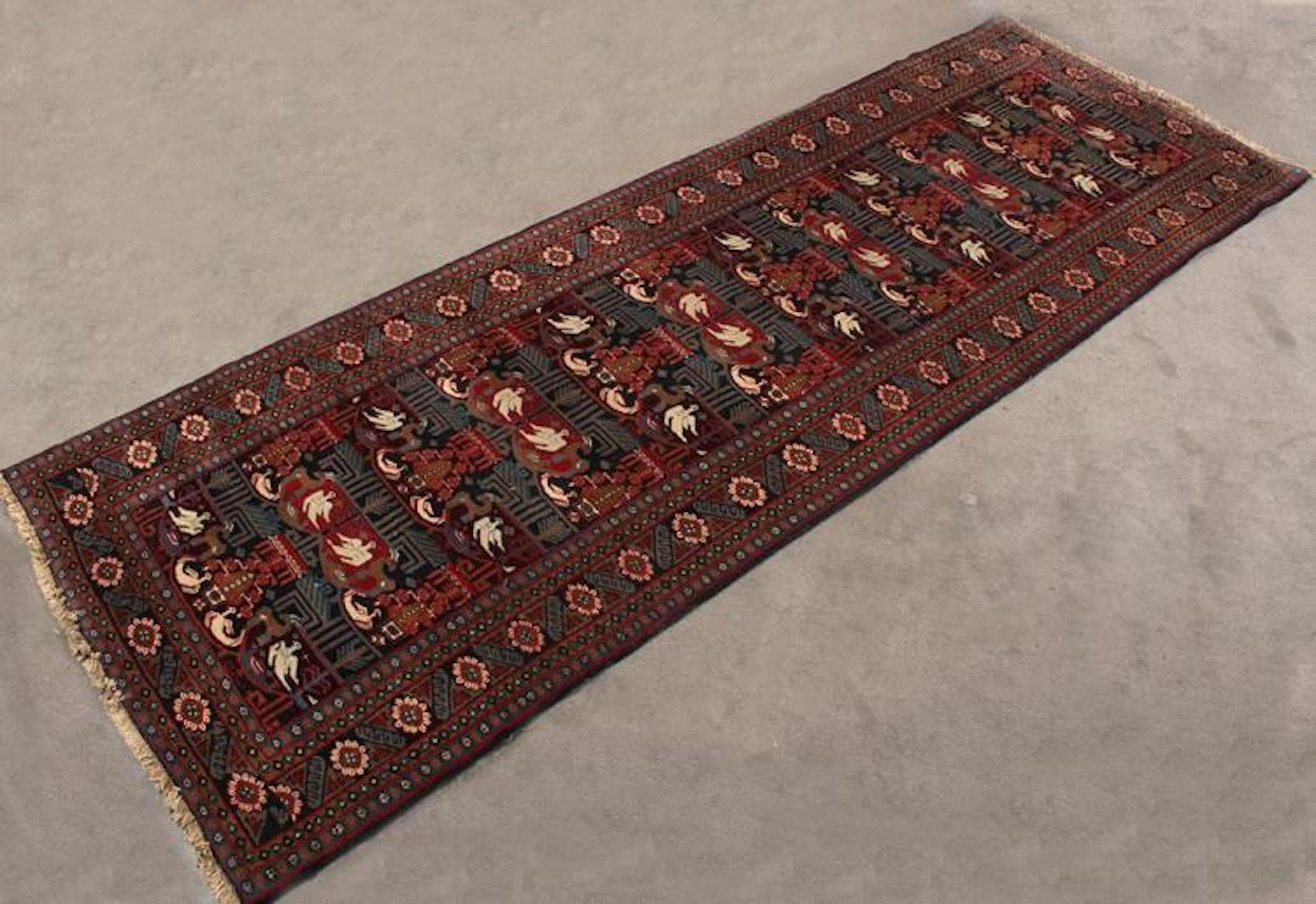 CARPET: HANDWOVEN TURKISH CORRIDOR - All wool with mirrored avian