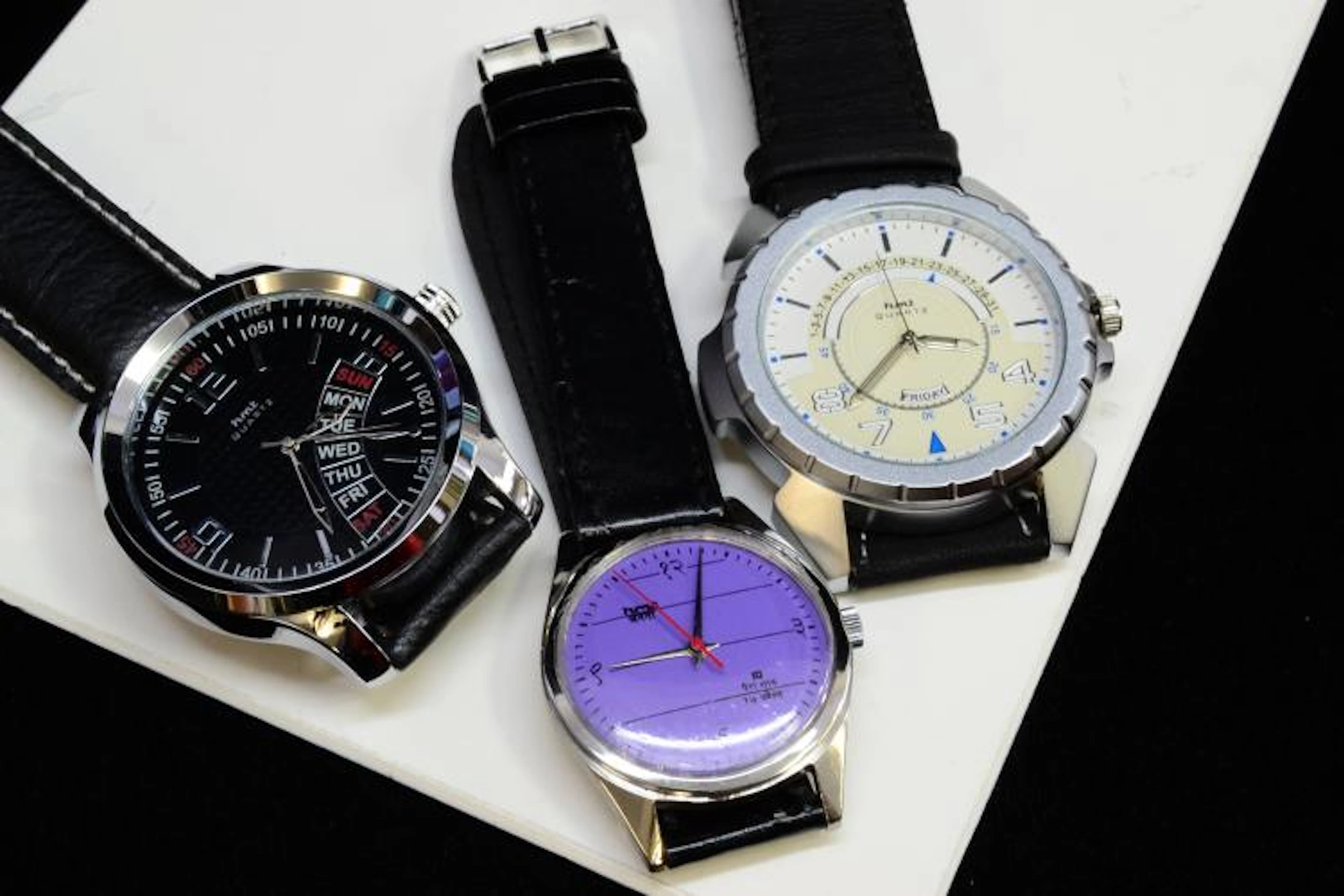Lot Of 4 Modern Unused Hmt Mens Wrist Watches