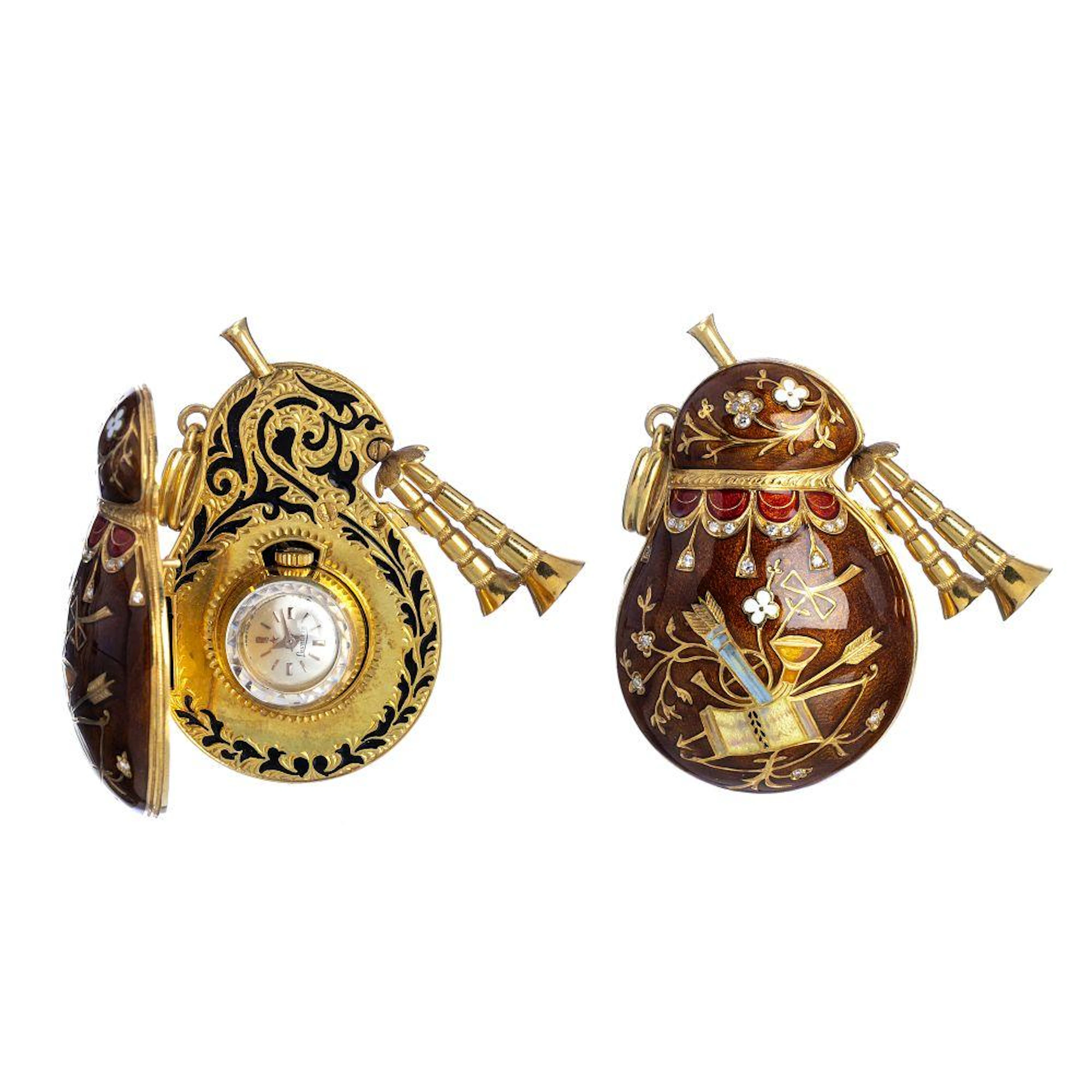 'Bagpipe' watch pendant with gold watch with diamonds