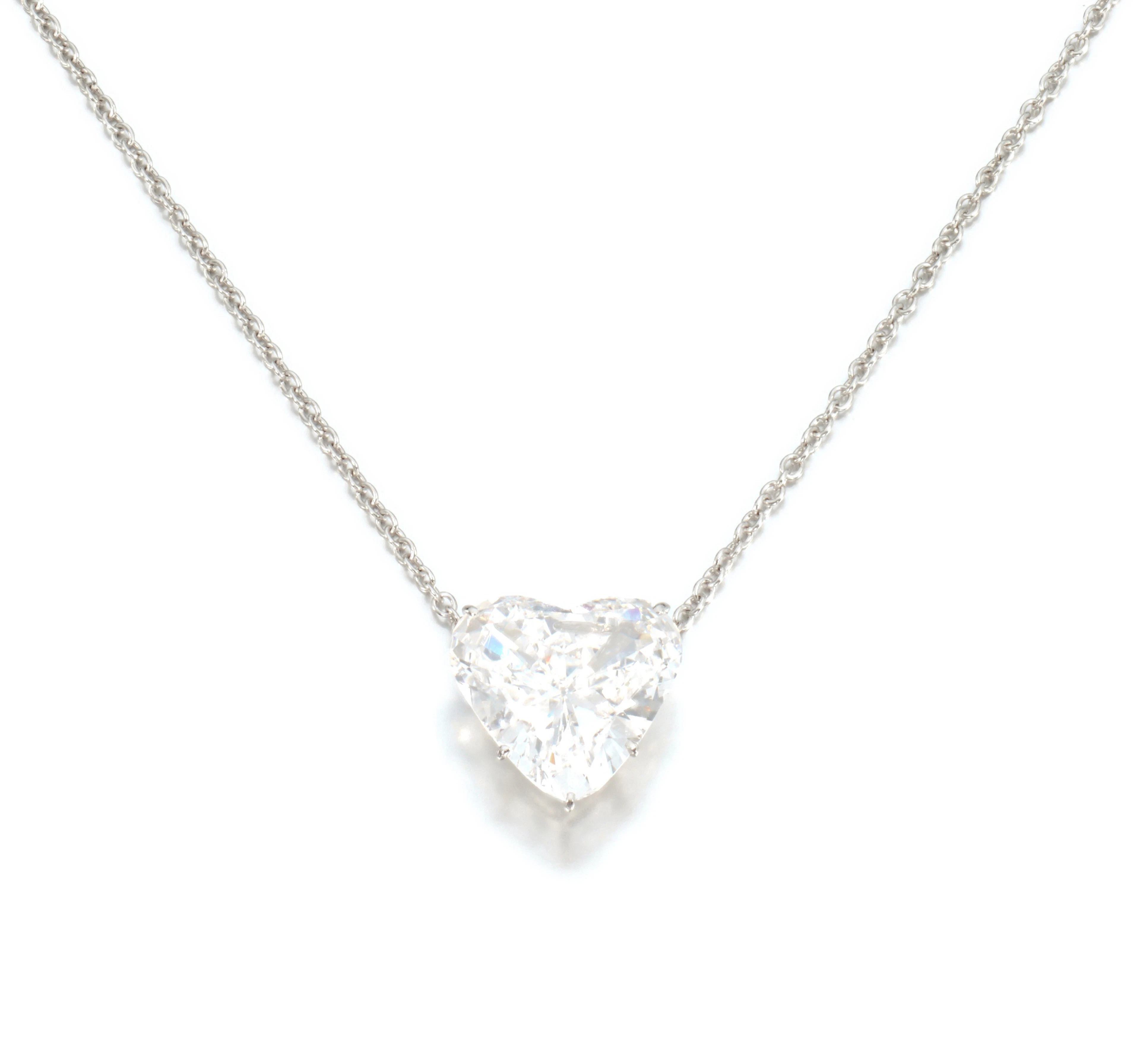 Diamond pendent necklace