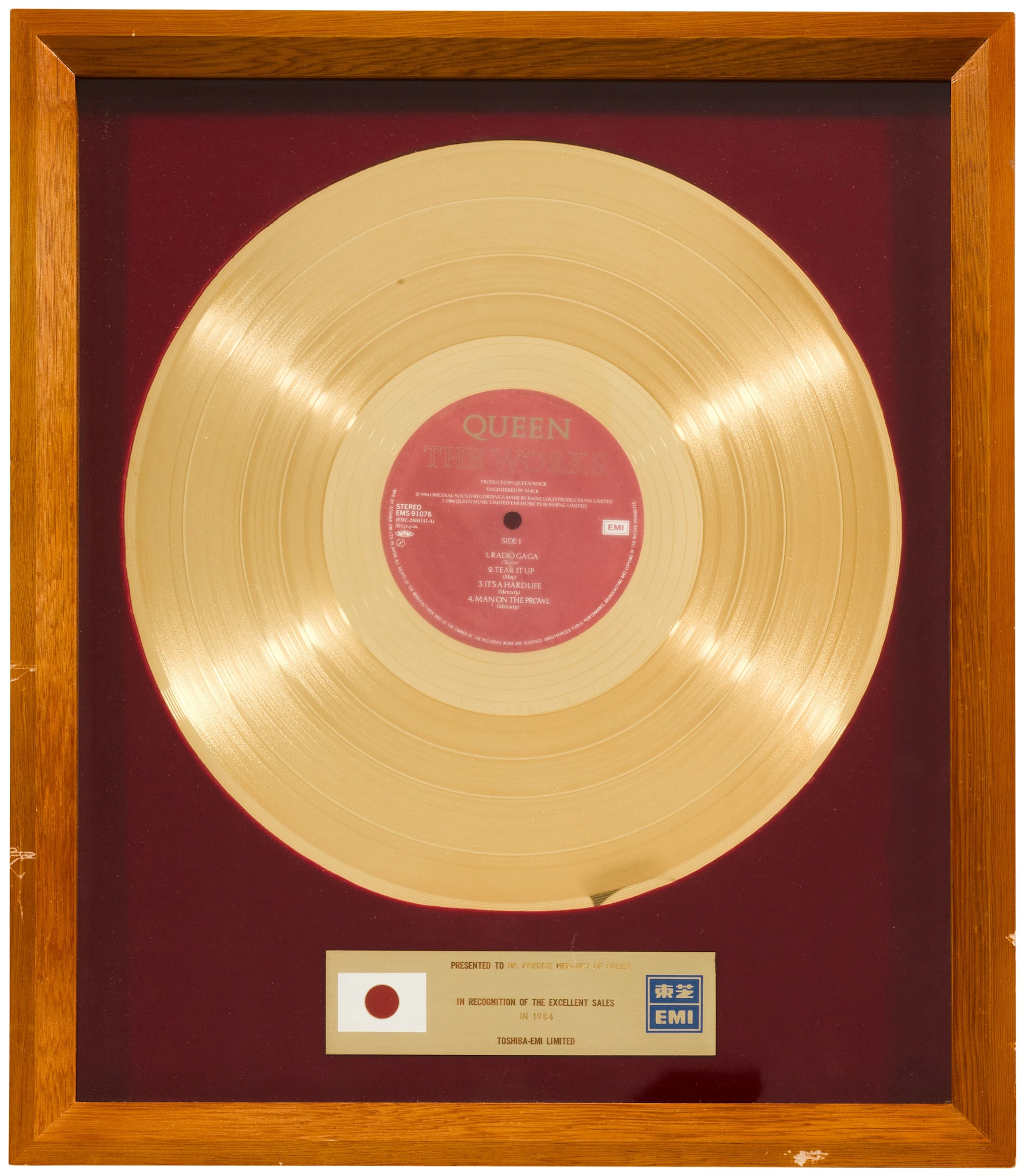 Queen – Freddie Mercury's Japanese in-house presentation awards
