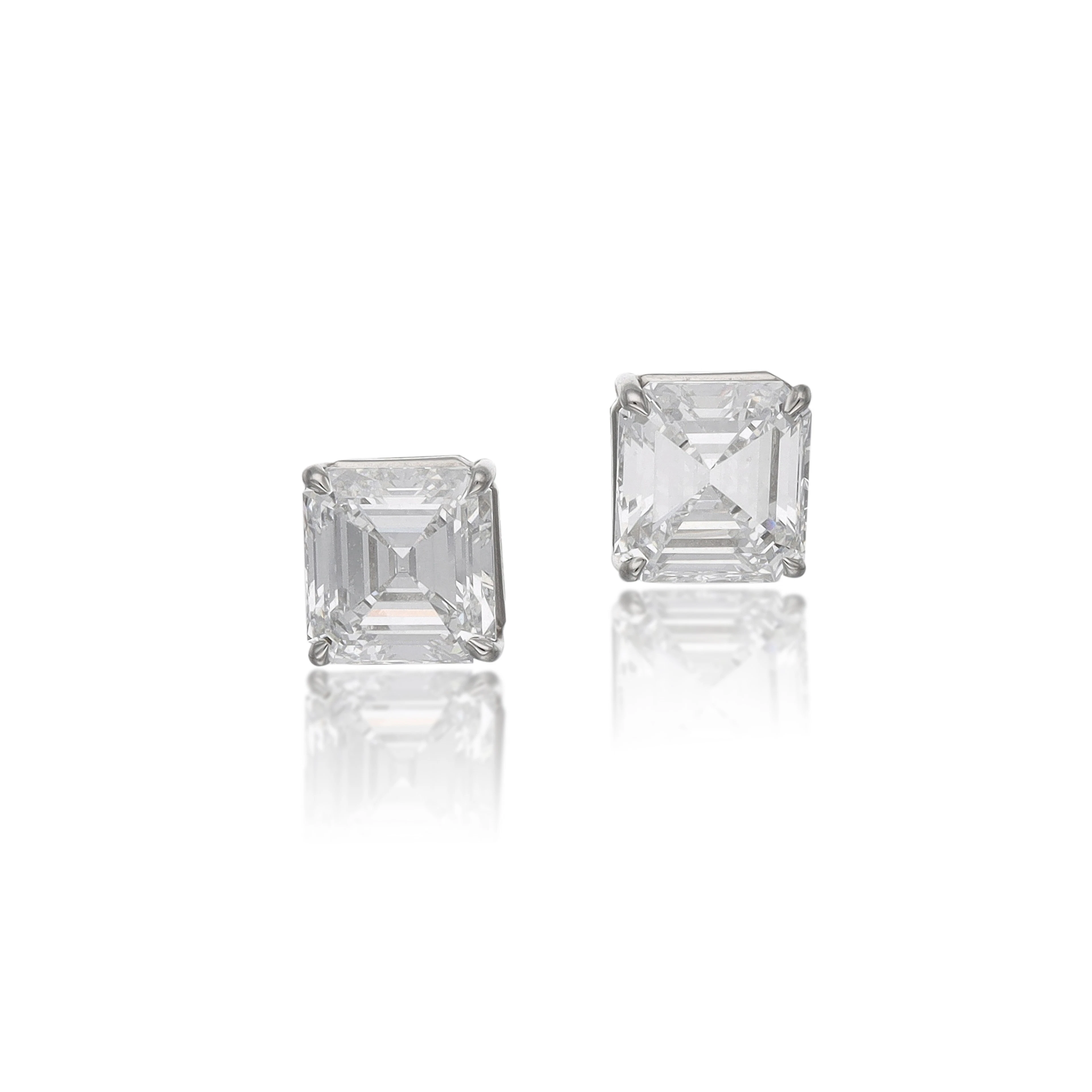 Pair of diamond studs