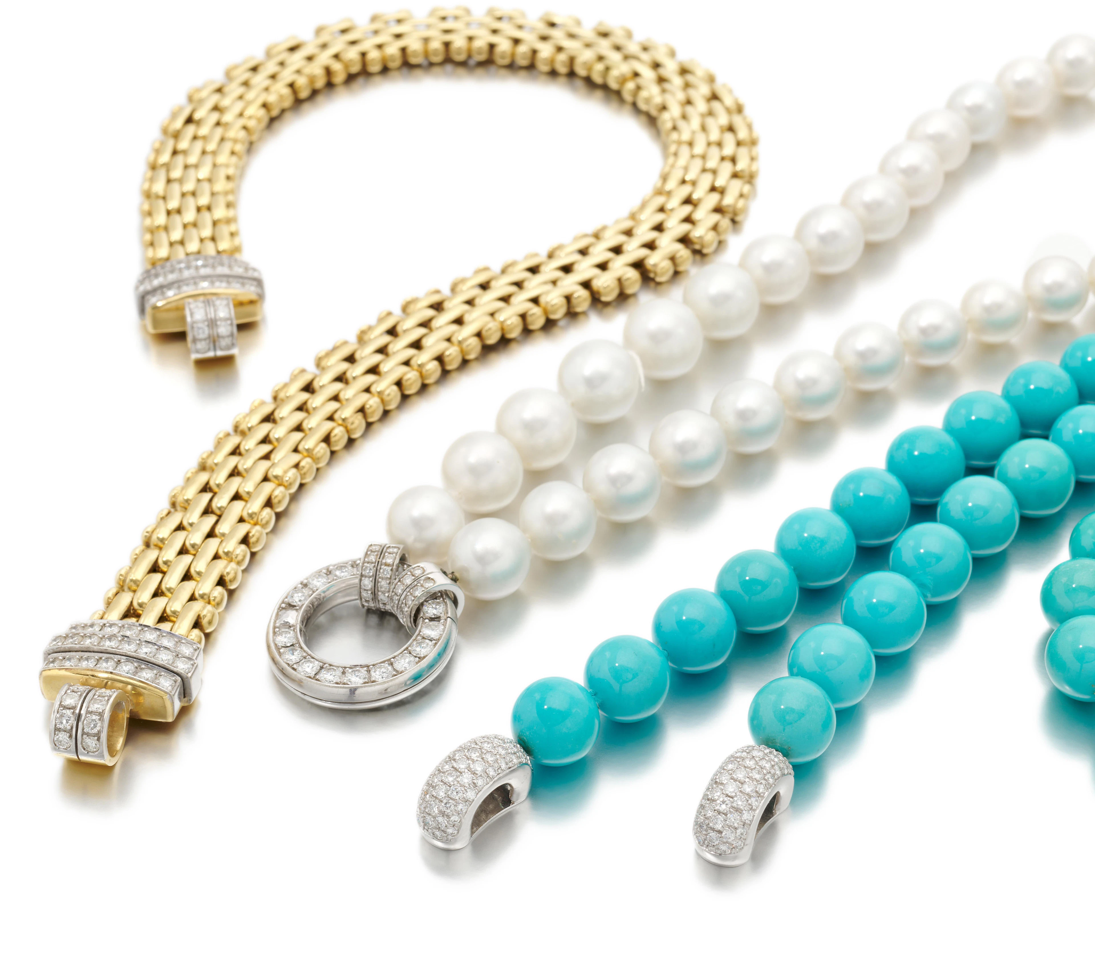 Collana in perle, collana oro e diamanti, una in turchesi