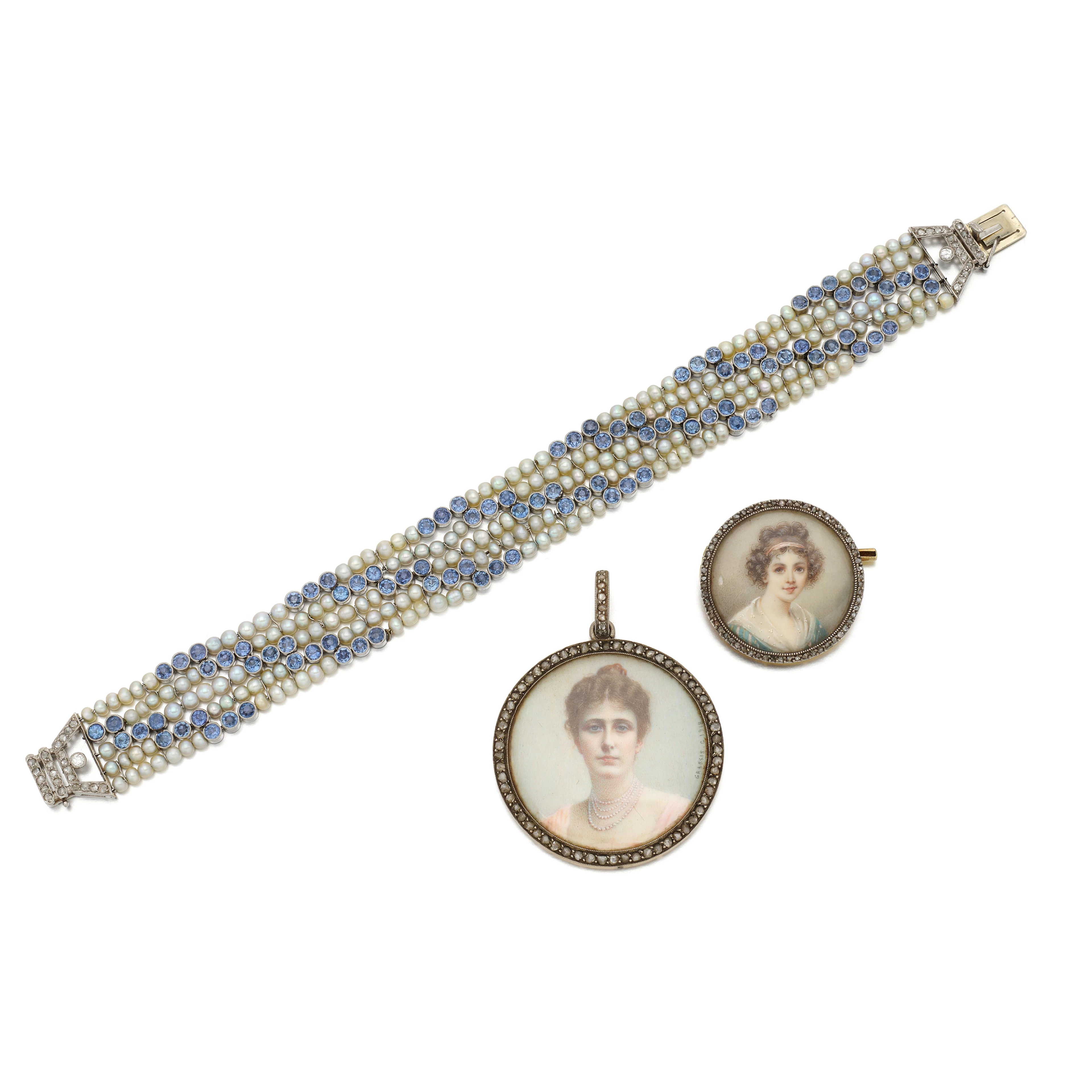 Seed pearl and sapphire bracelet