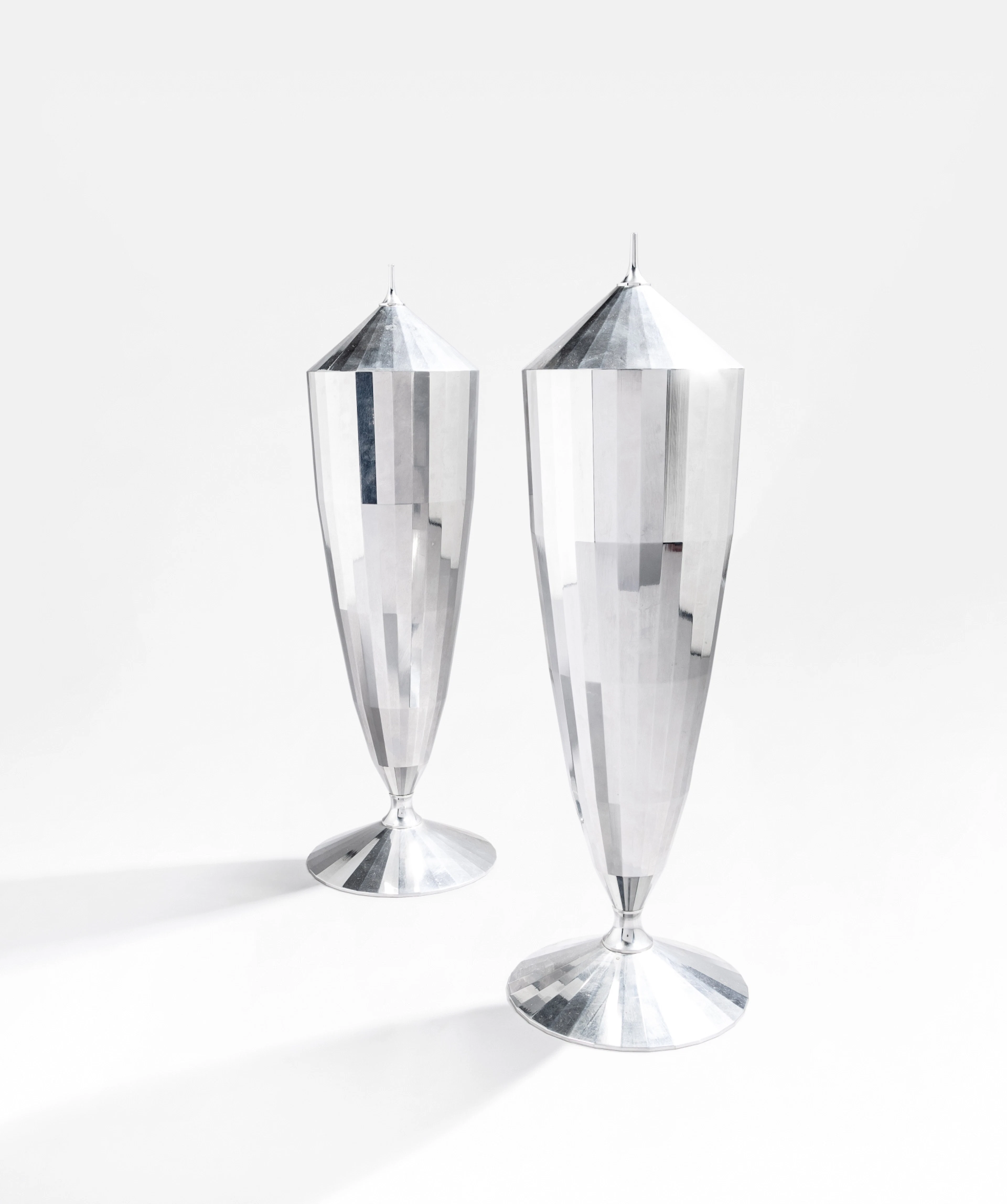 Calla pair of urn | Paire d'urnes Calla