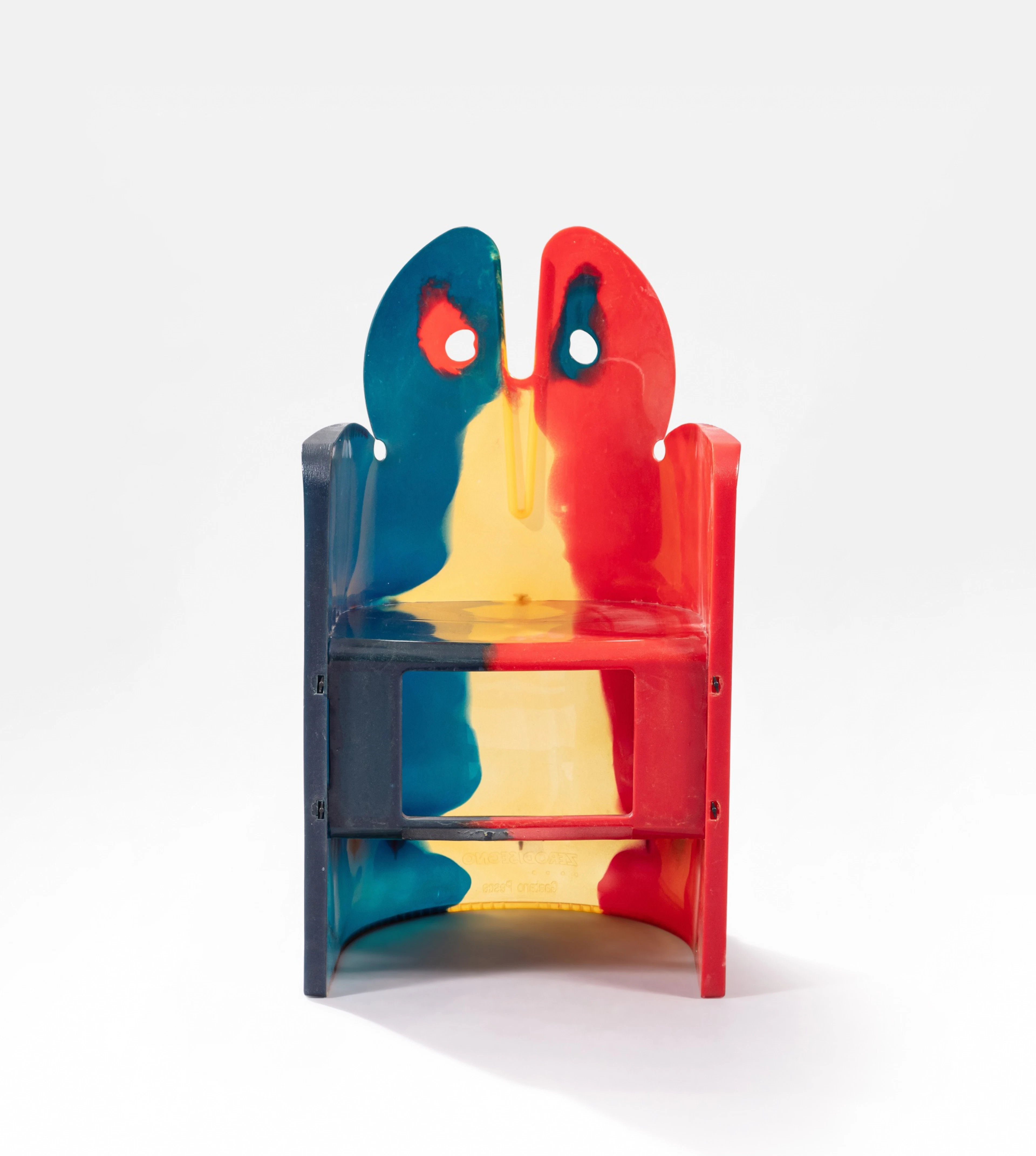 Obody's perfect armchair | Fauteuil Nobody's perfect