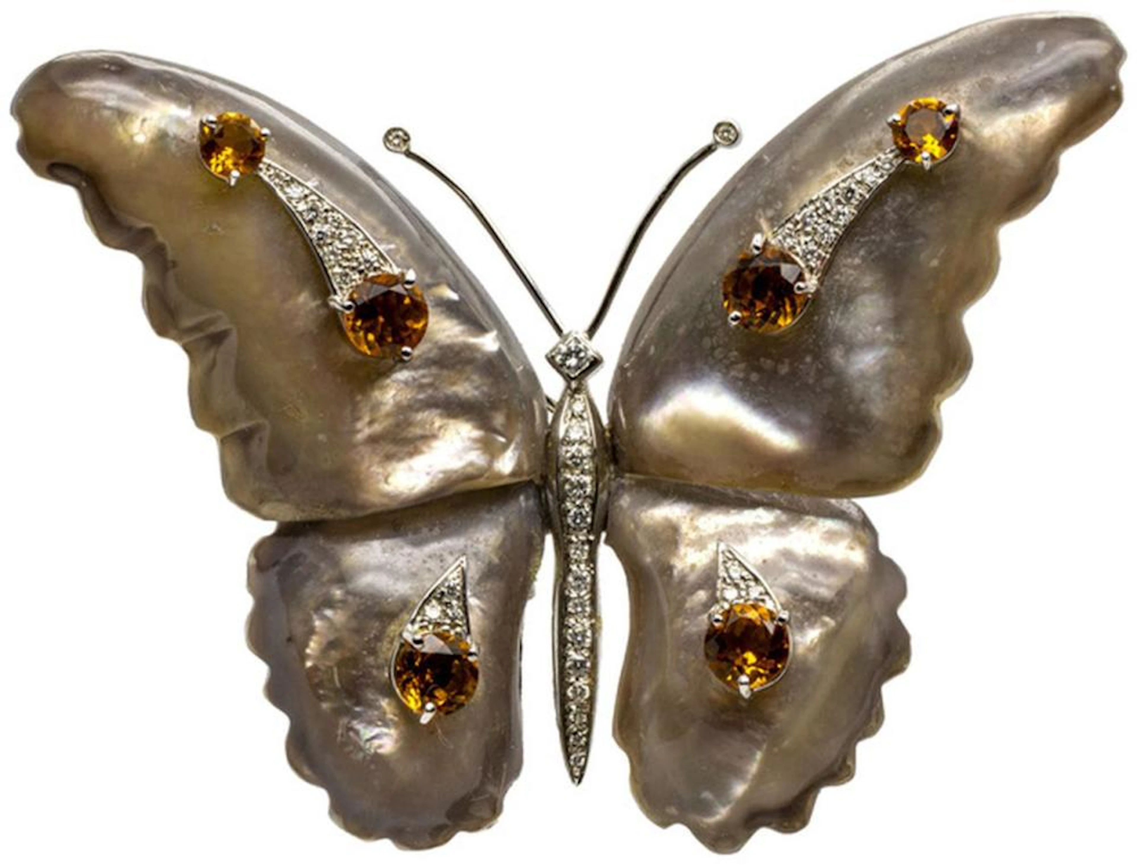 Mother of pearl brooch / Spilla farfalla con madreperla