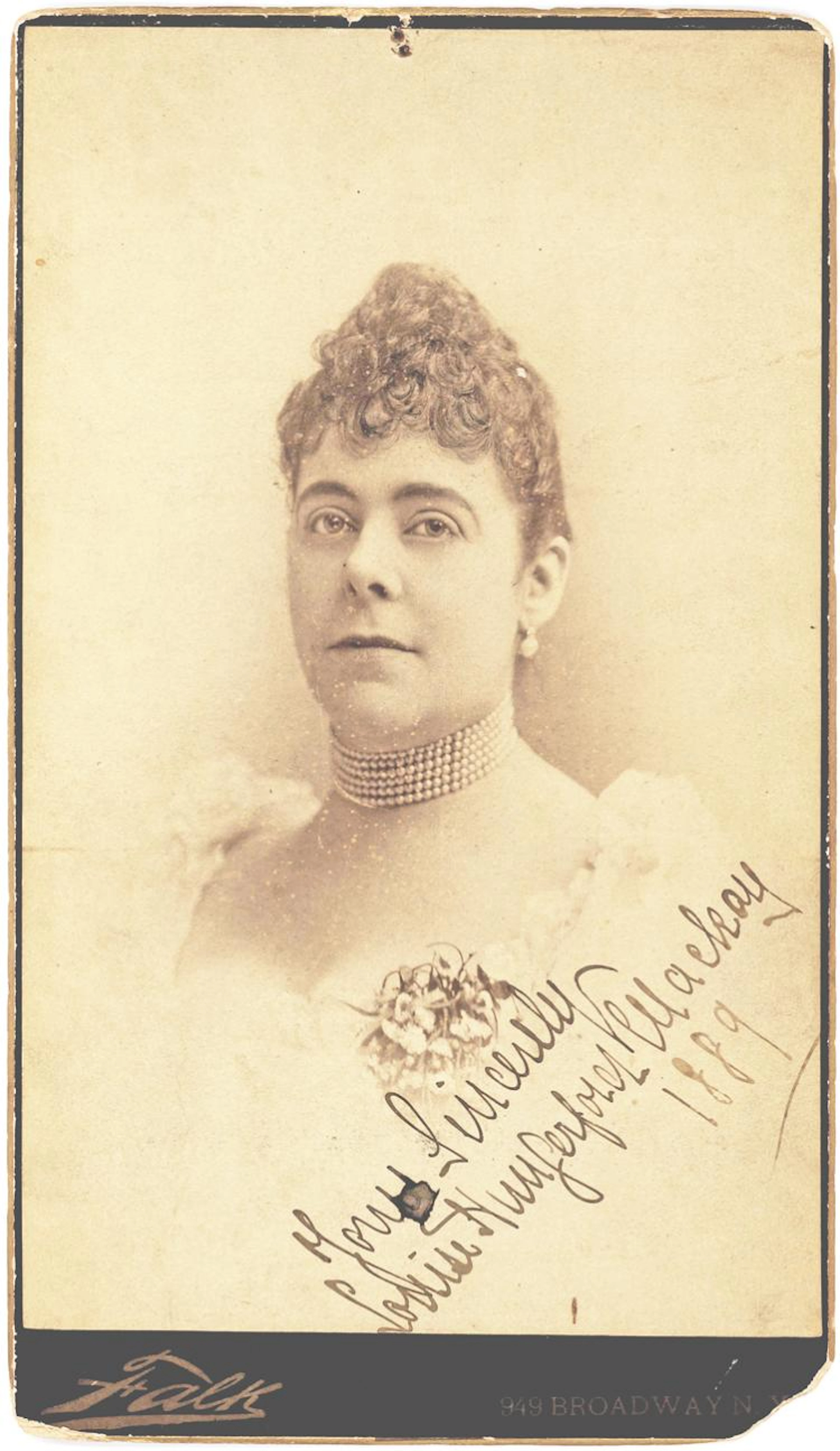 Rare signed imperial cabinet photo of Louise H
