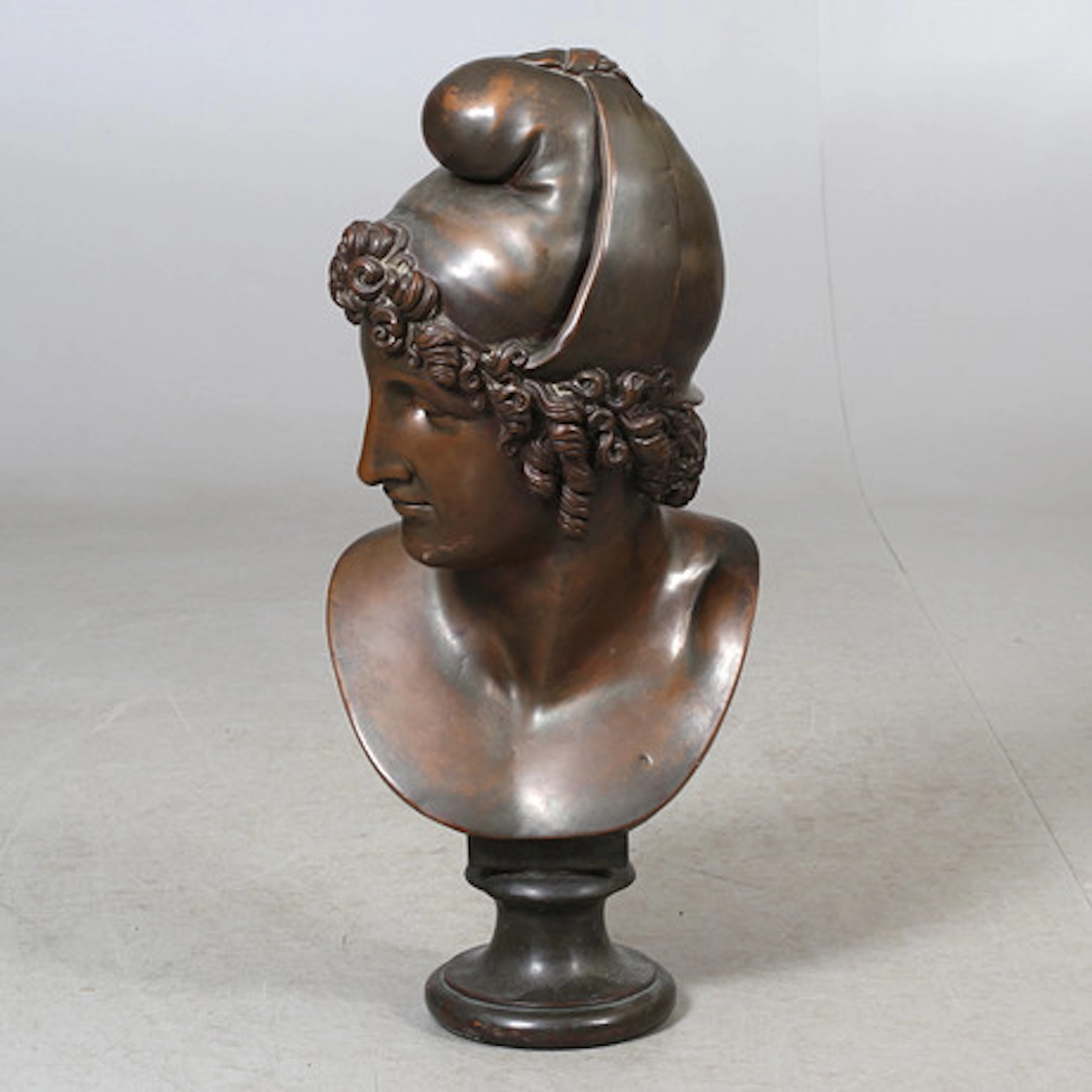 OIDENTIFIERAD KONSTNÄR. Skulptur, antikise…