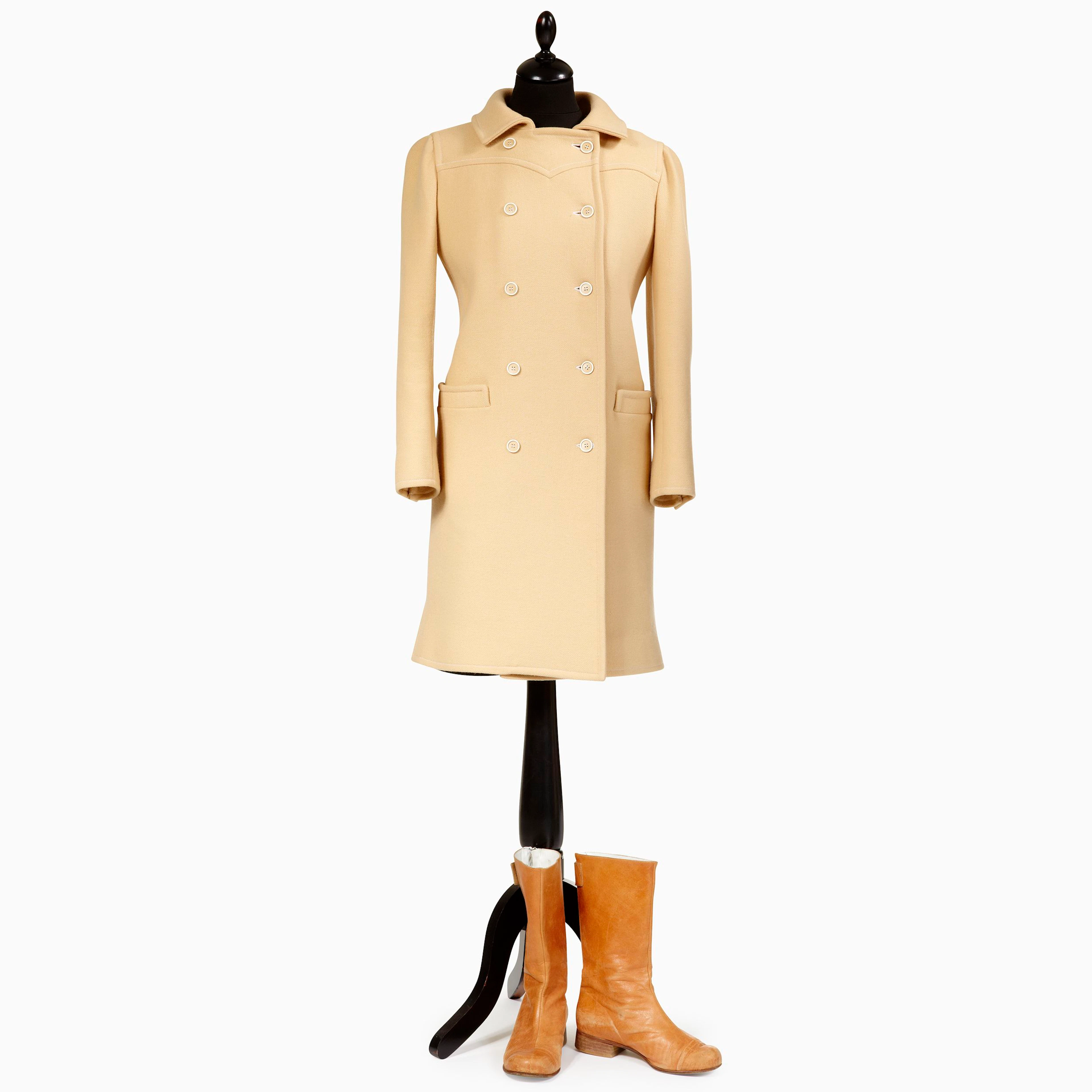 André Courrèges, Paris, ensemble