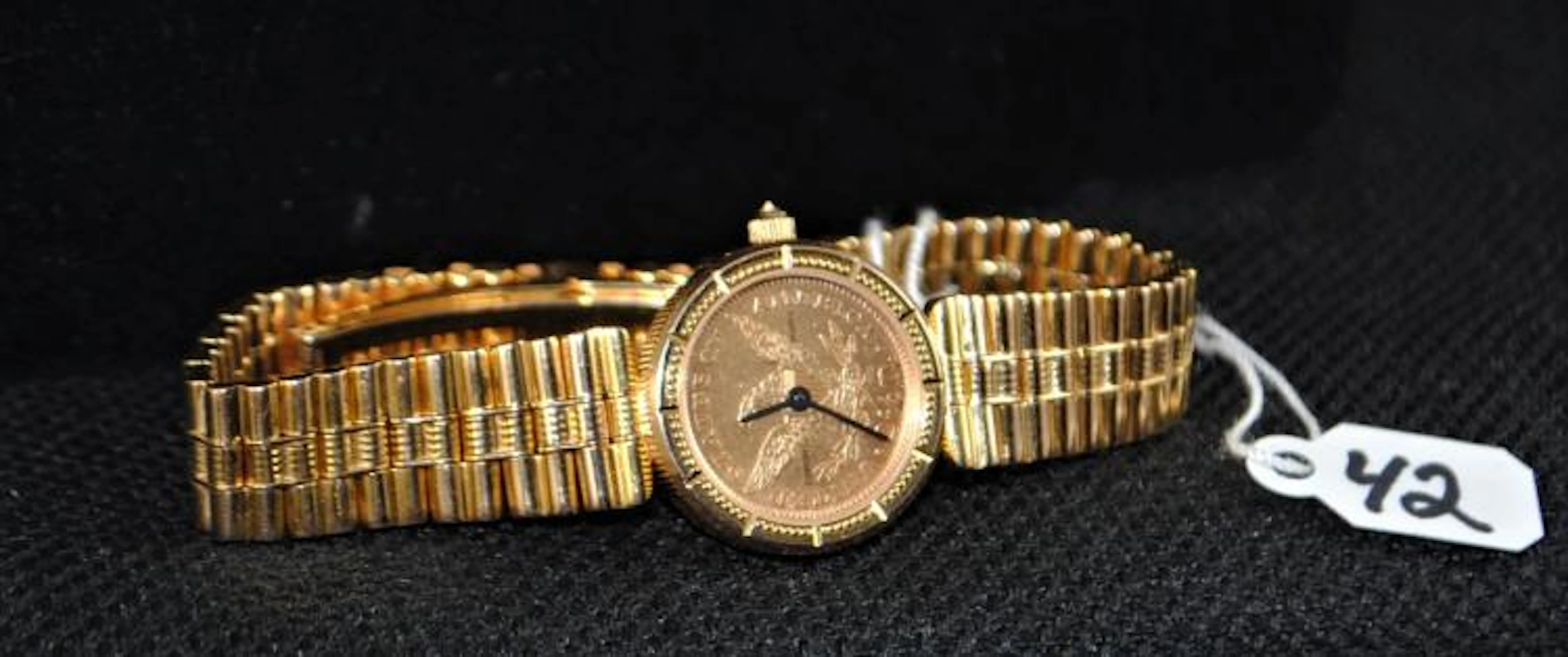 BEAUTIFUL LADIES 18K "CORUM" COIN WATCH
