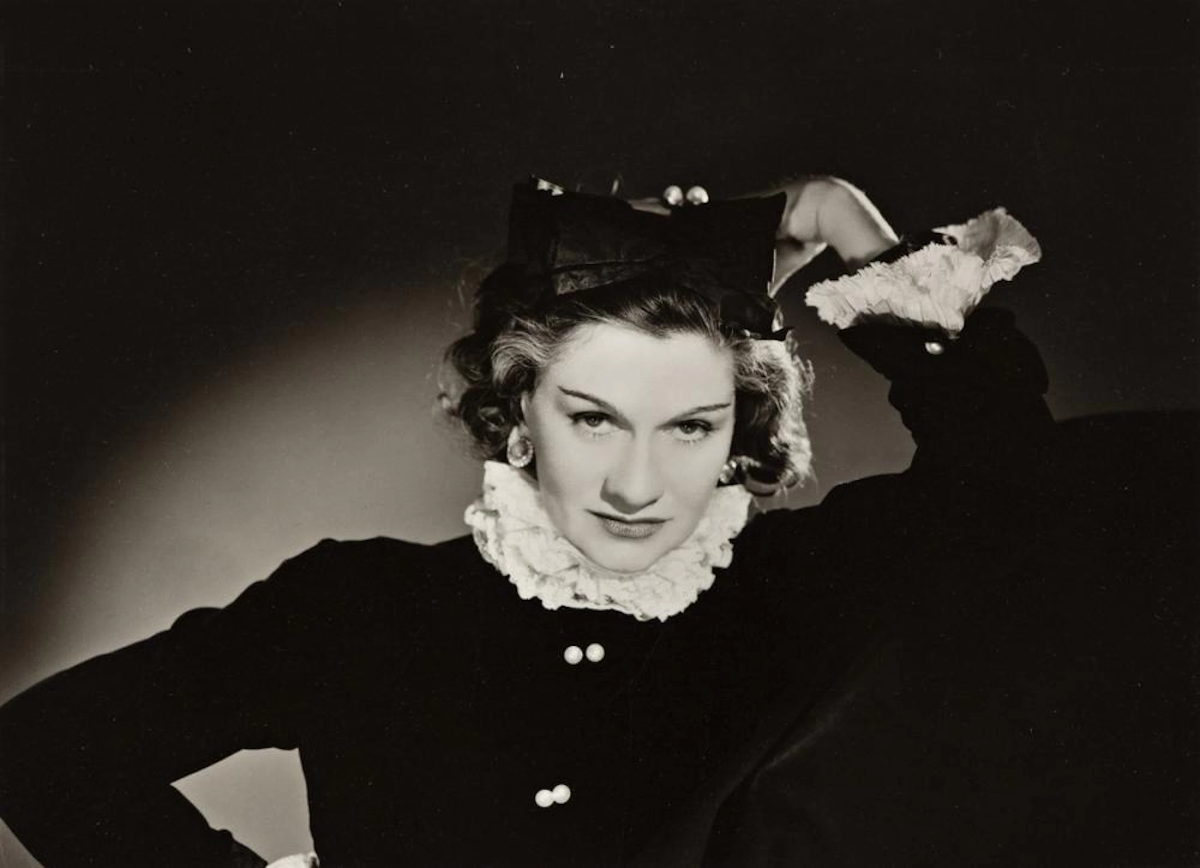 GEORGE HOYNINGEN-HUENE (1900-1968)/HORST P. HORST (1906-1999) Coco Chanel.
