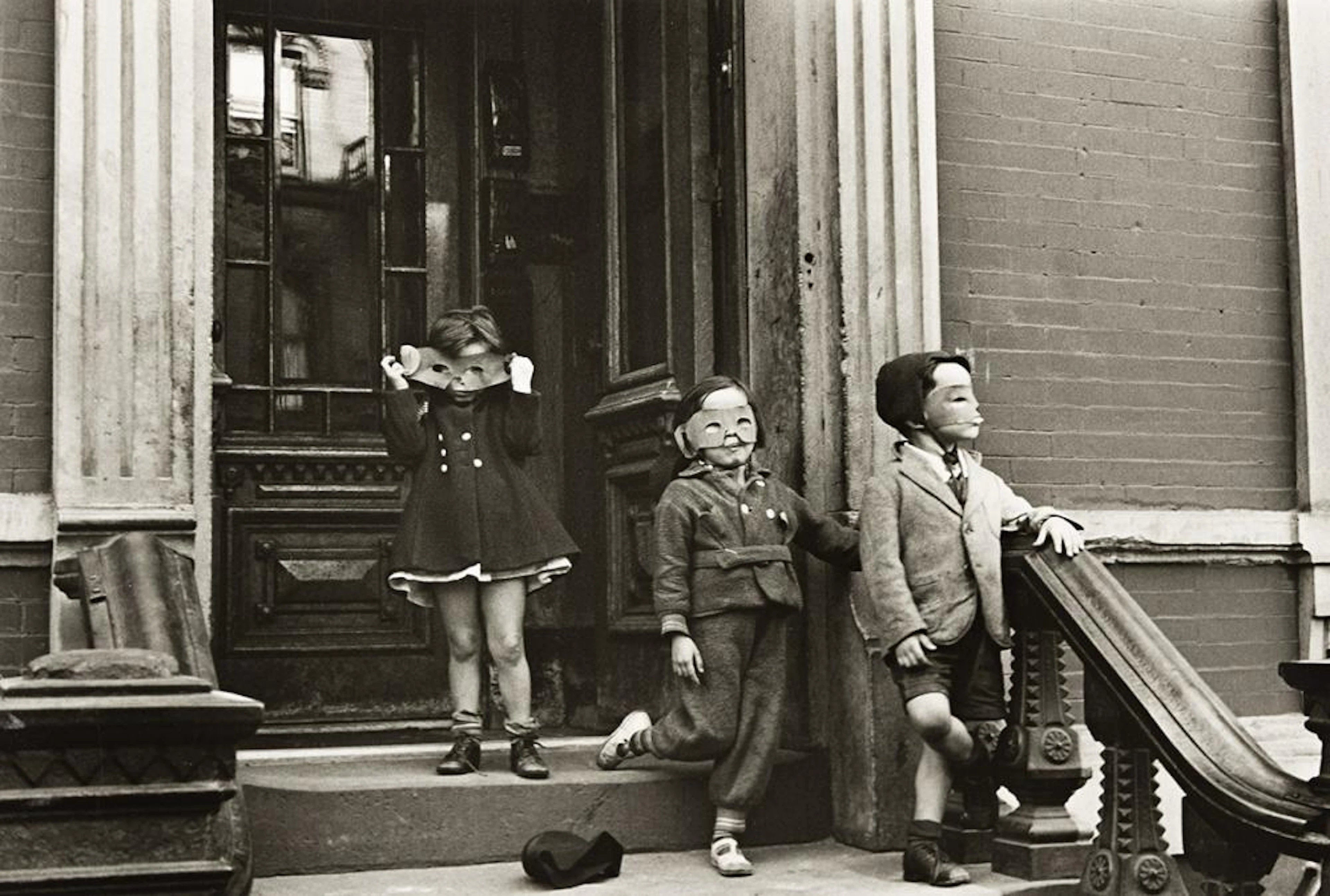 HELEN LEVITT (1913-2009) N.Y. (children in masks).