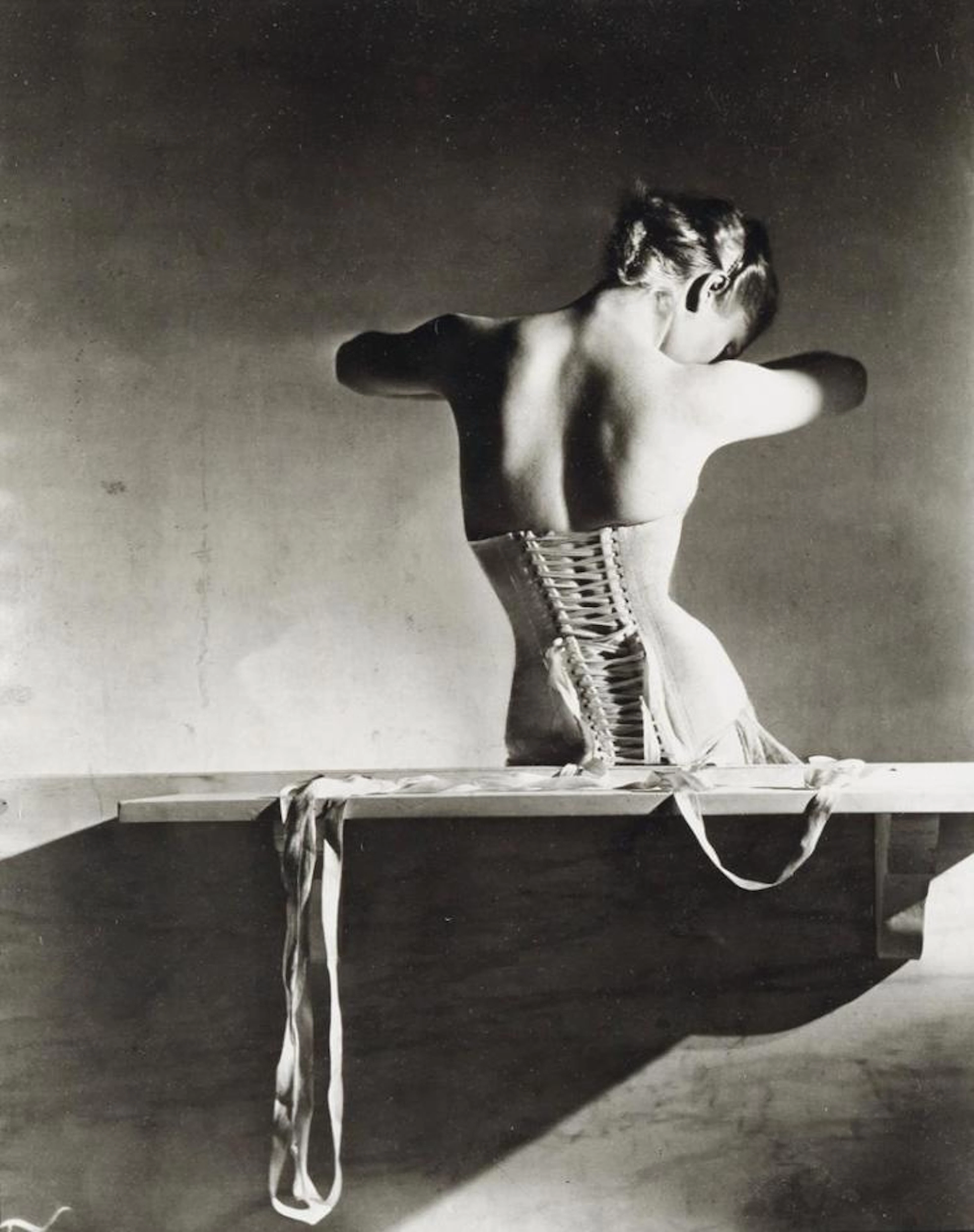 HORST P. HORST (1906-1999) Mainbocher Corset.