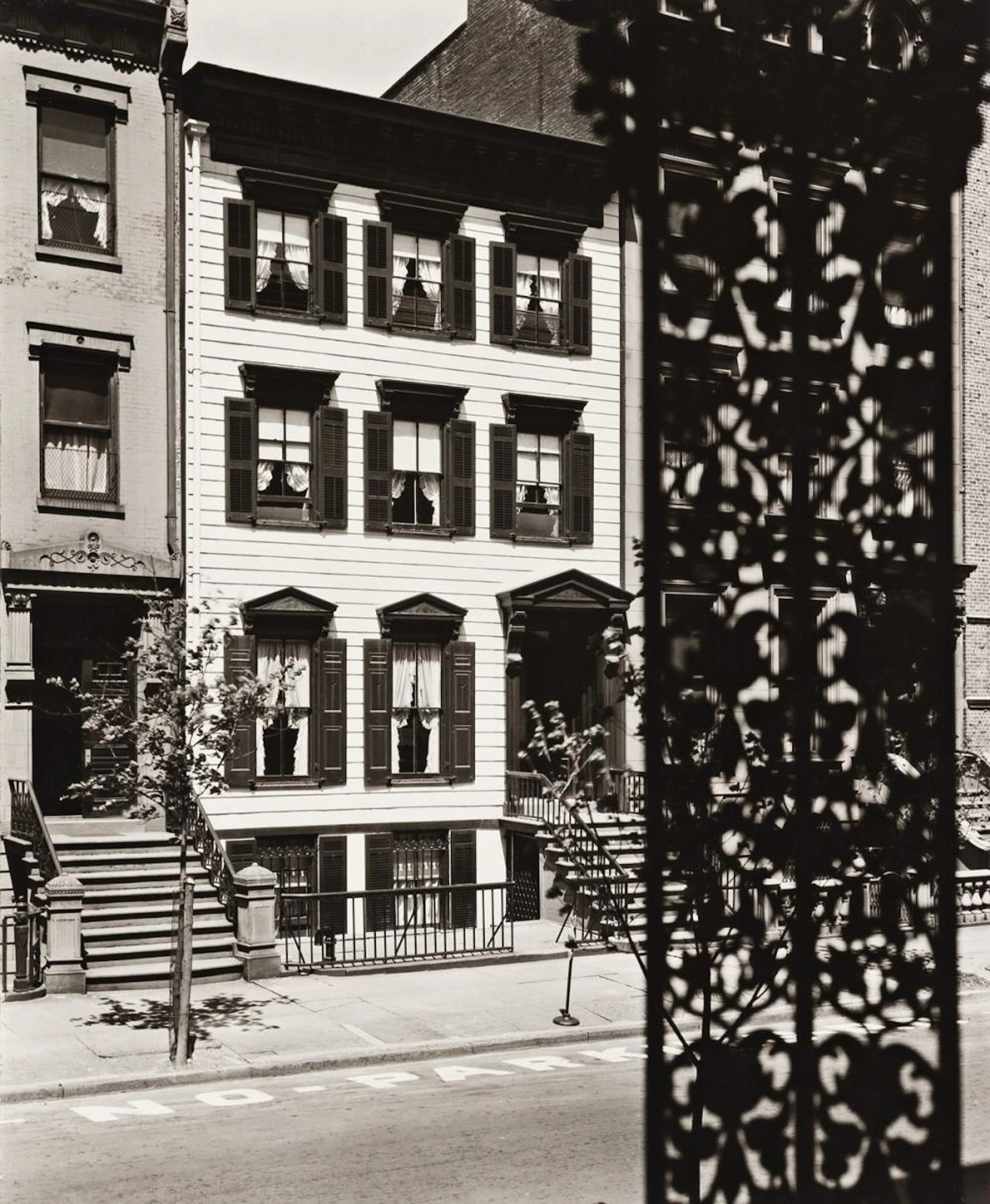 BERENICE ABBOTT (1898-1991) Willow Street #104, Brooklyn.