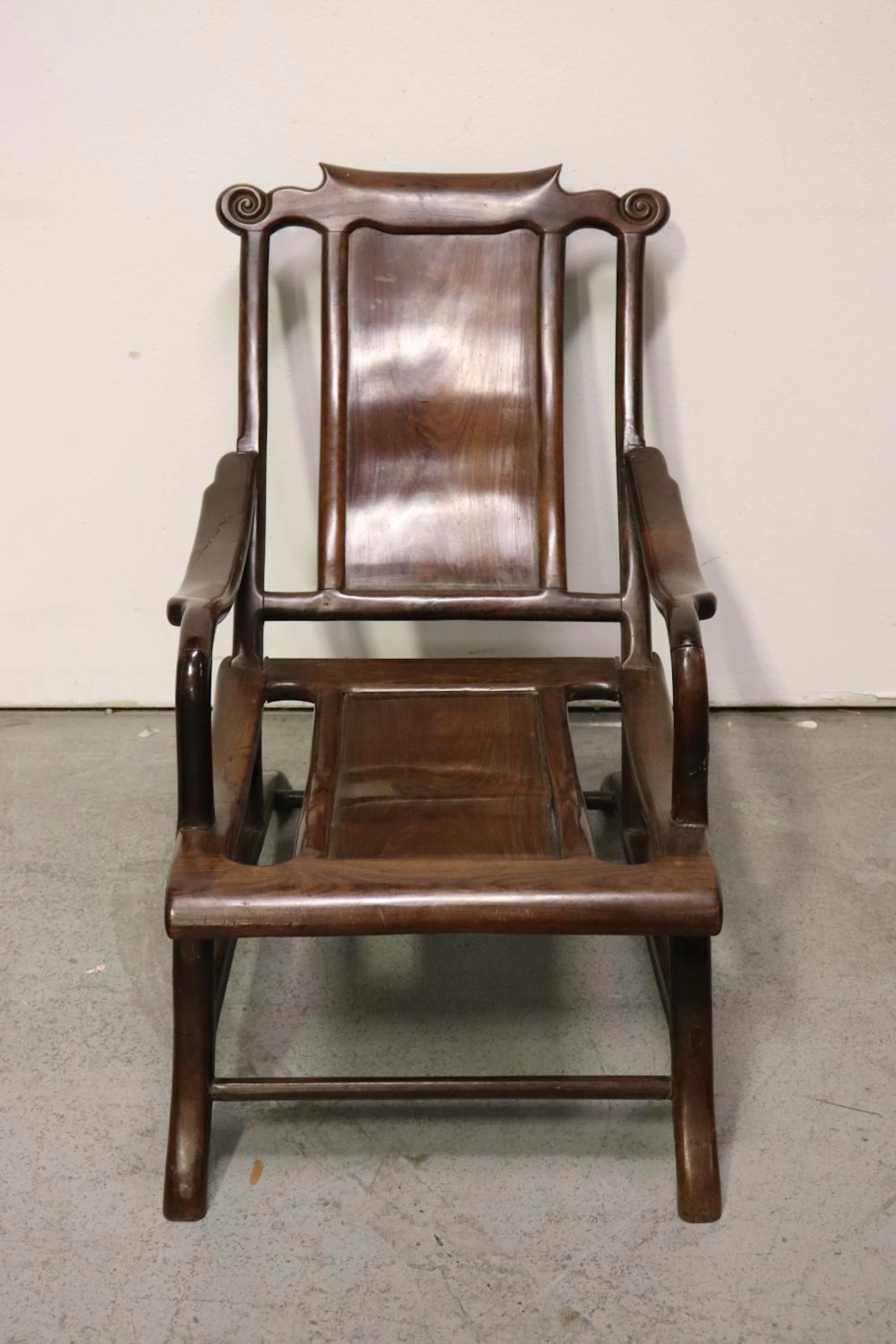 Chinese rosewood lounge chair