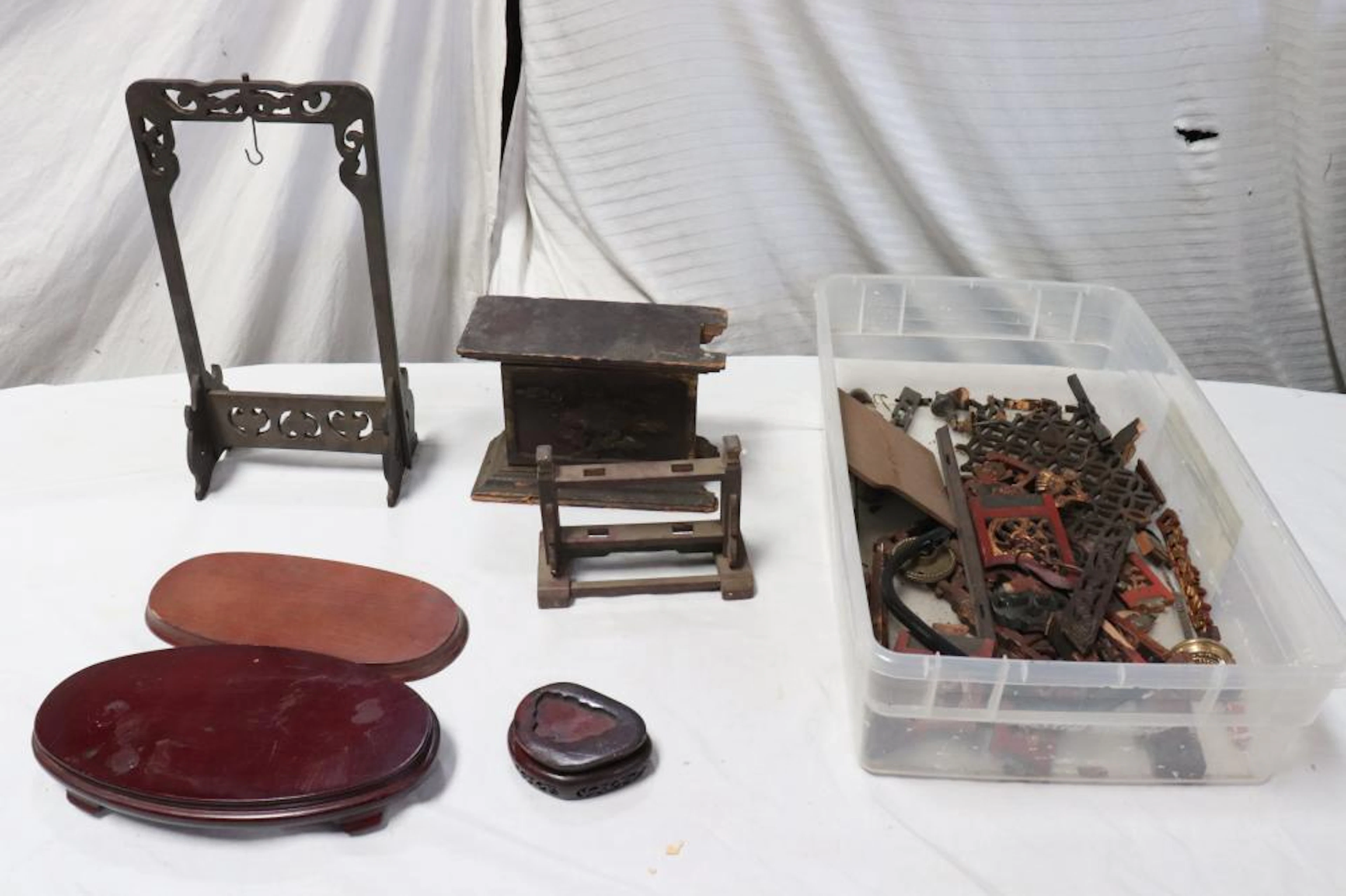 Lot of antique wood ornament fragments, stands