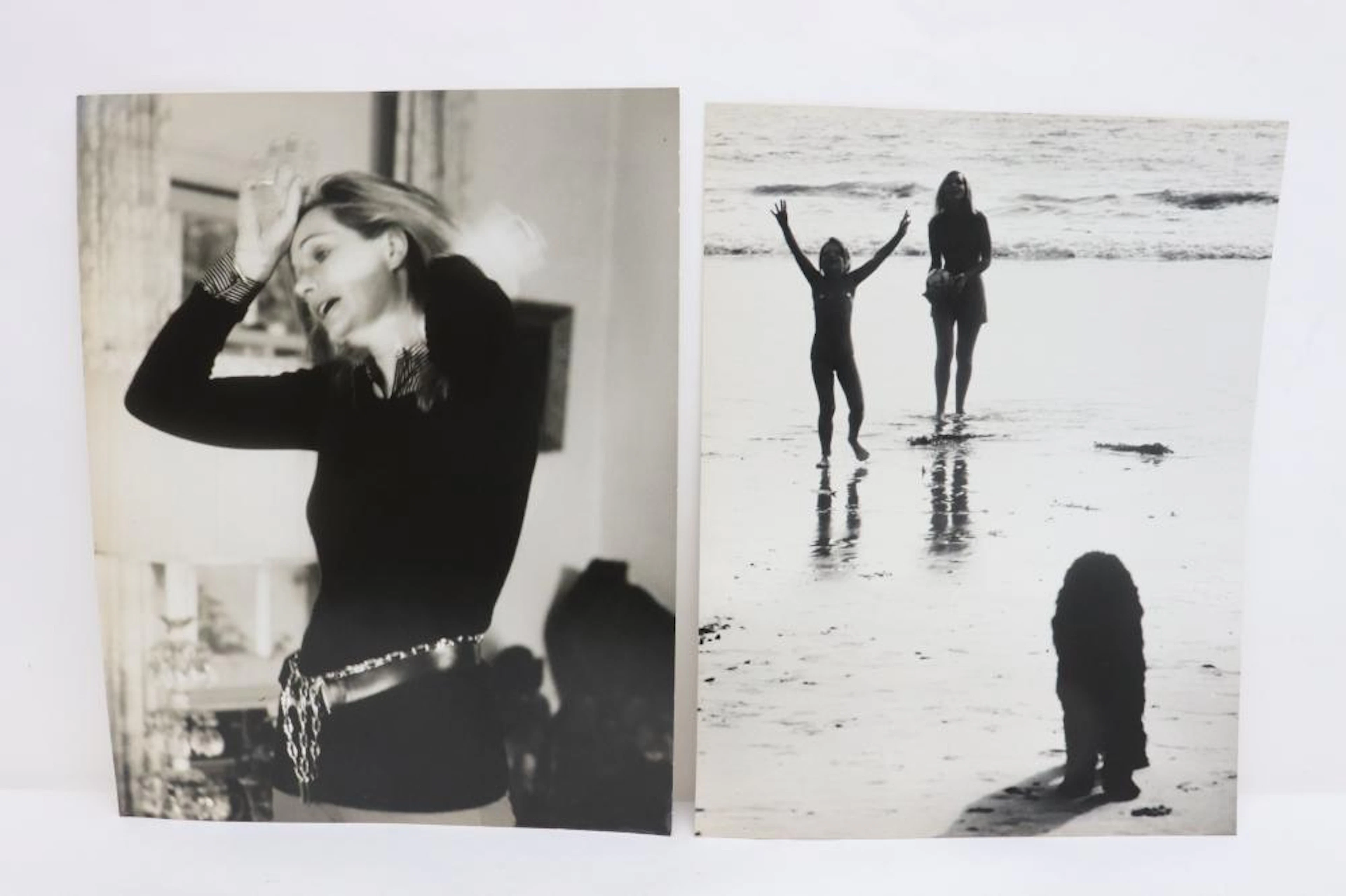 2 photos of Ms. Sally Kellerman by Alfred Eisenstaedt