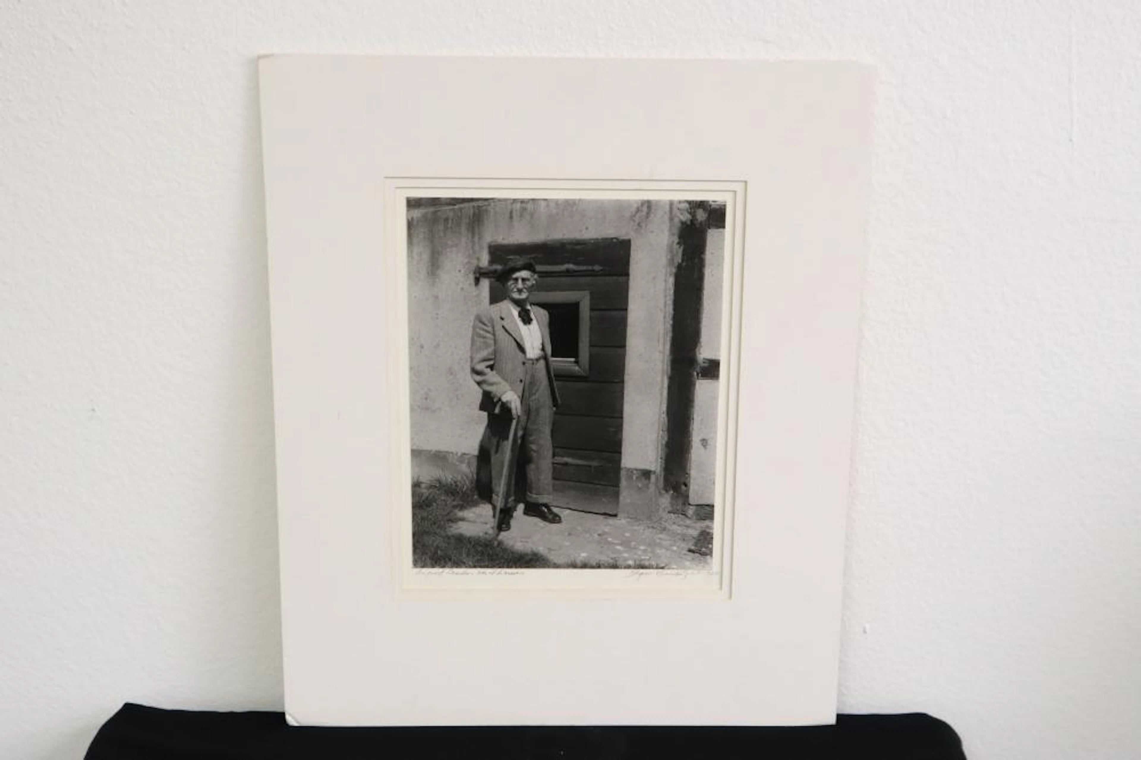 "August Sander, Kuhnhausen" by Edgar Bissantz