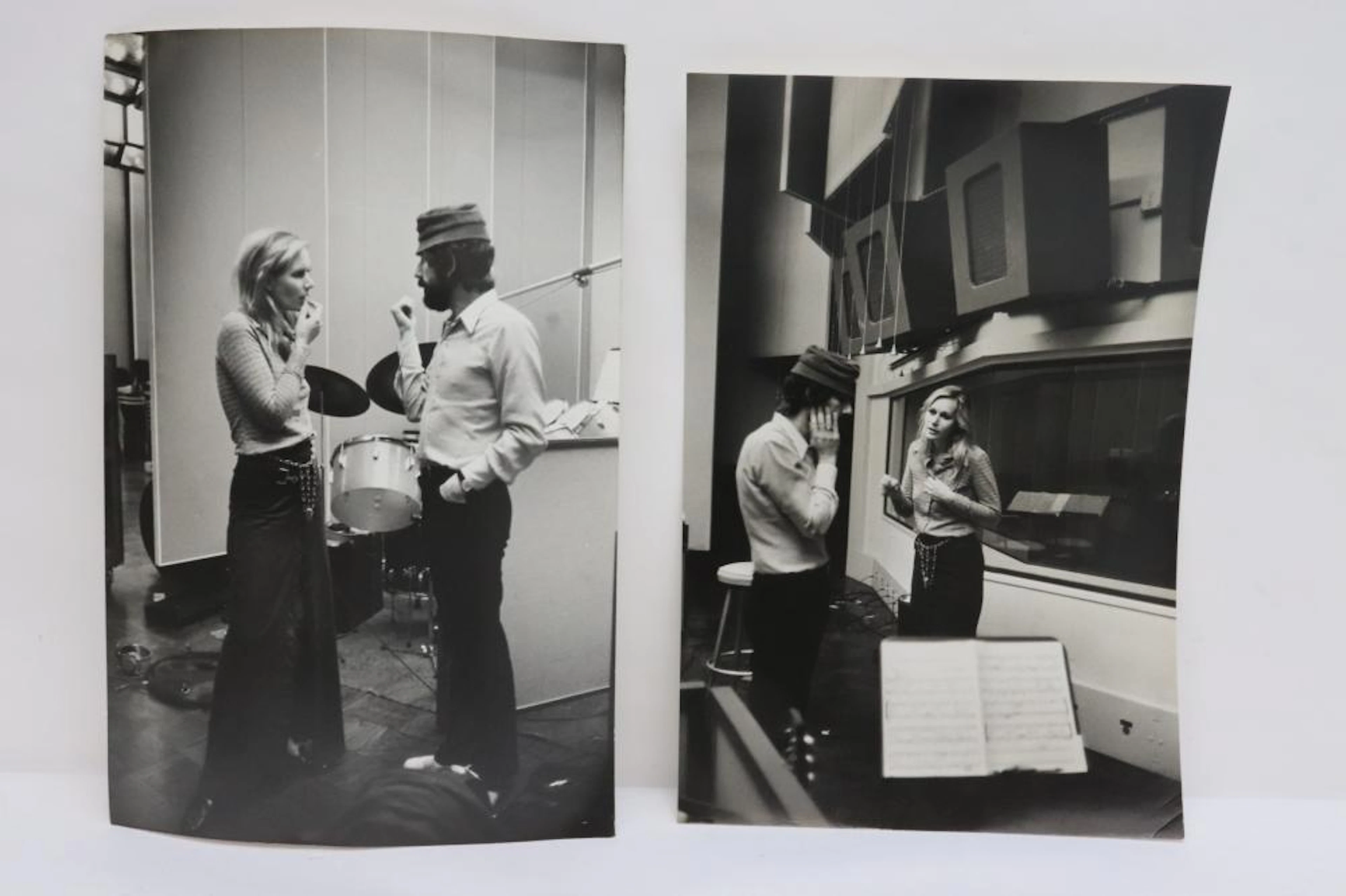2 photos of Ms. Sally Kellerman by Alfred Eisenstaedt