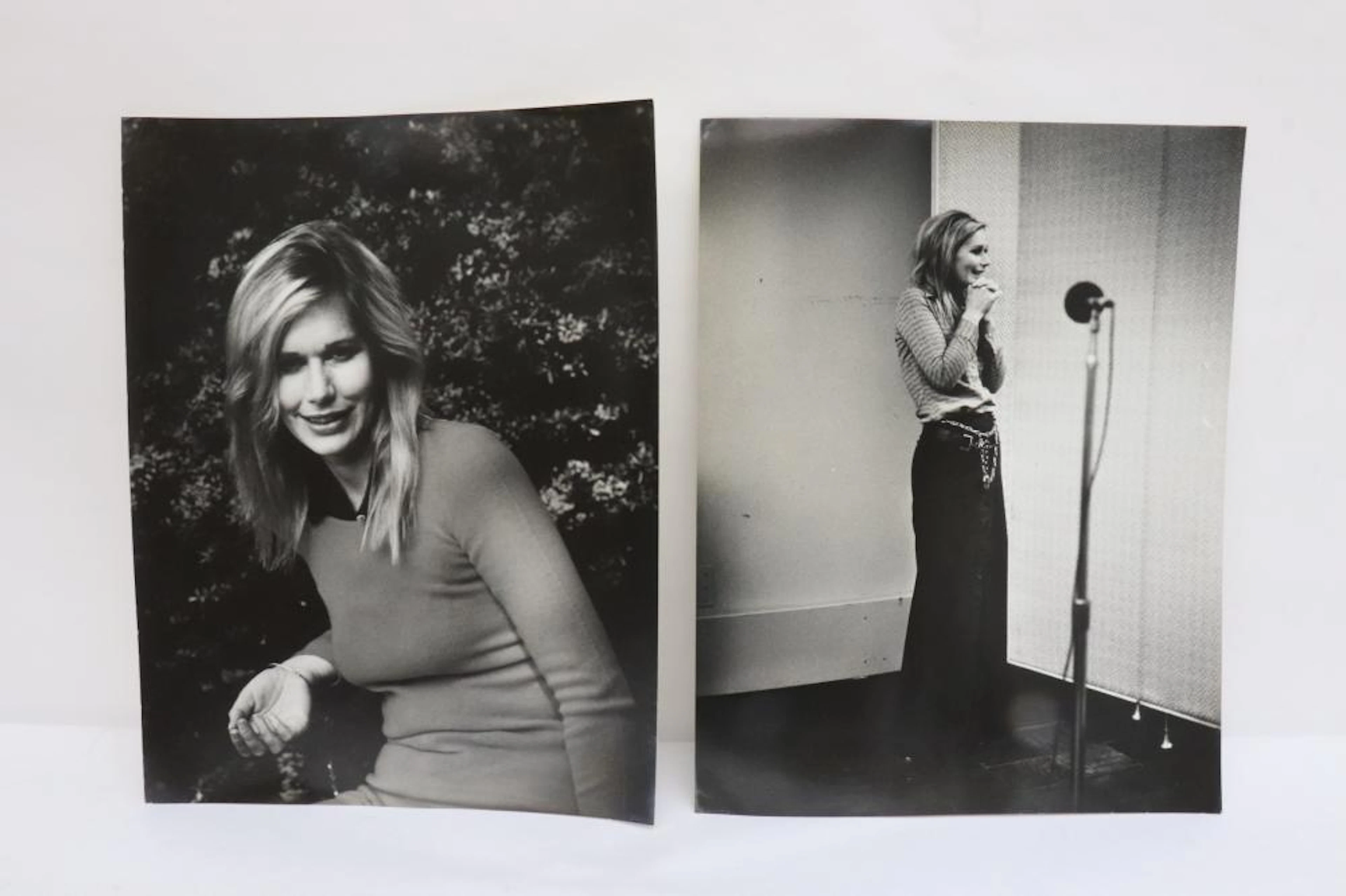 2 photos of Ms. Sally Kellerman by Alfred Eisenstaedt