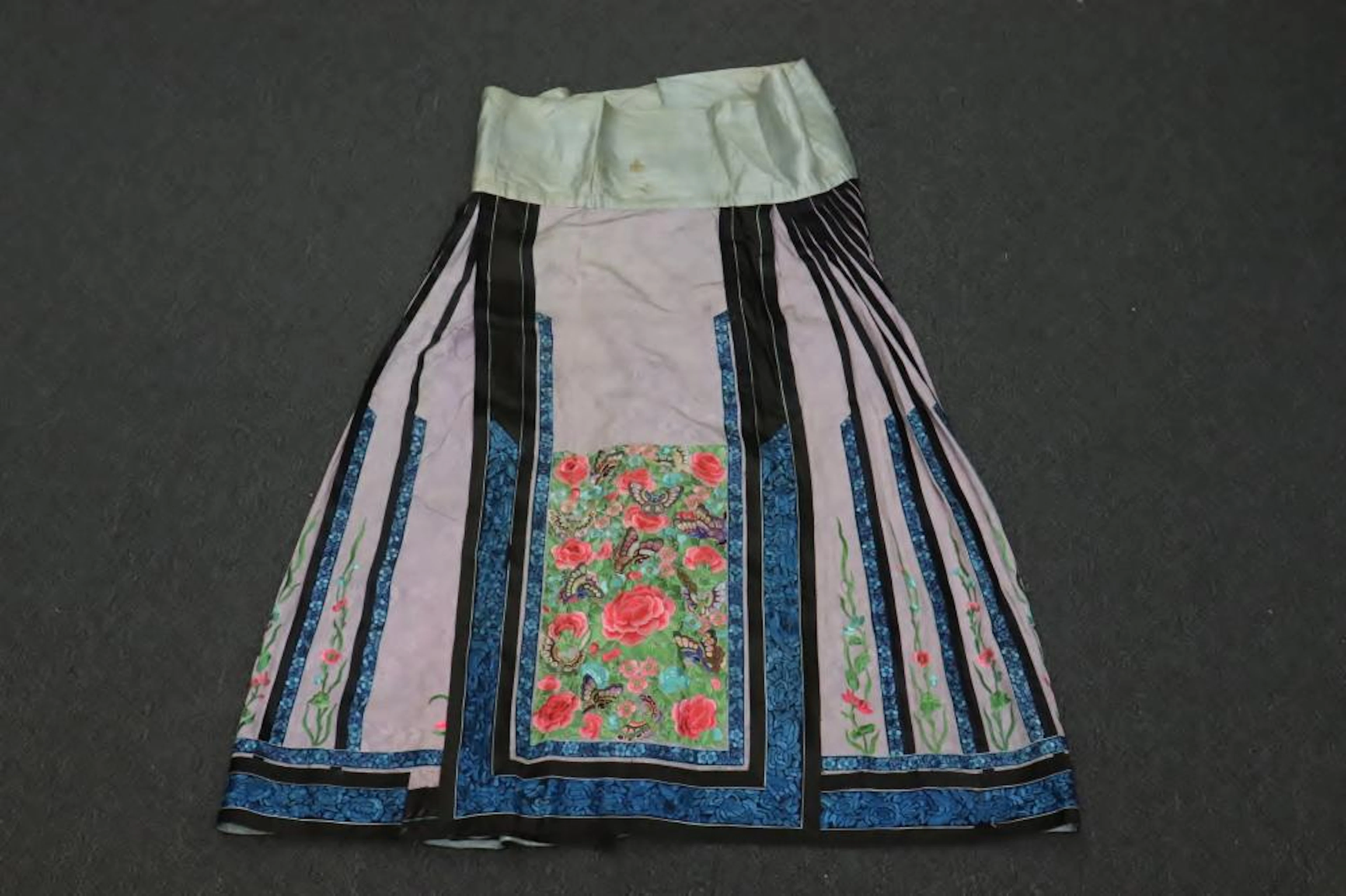 Antique Chinese embroidery skirt