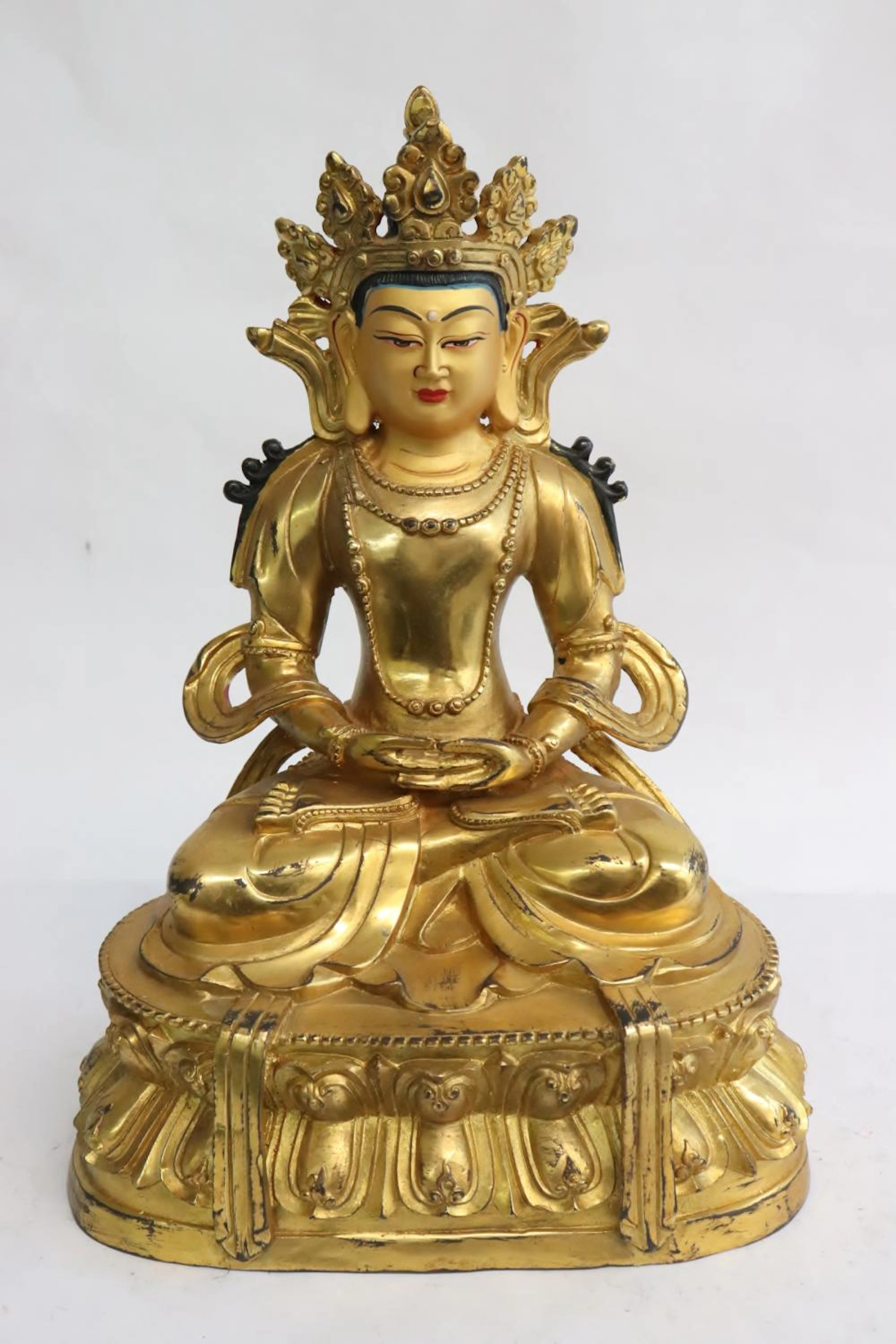 Fine Chinese gilt bronze sculpture of deity