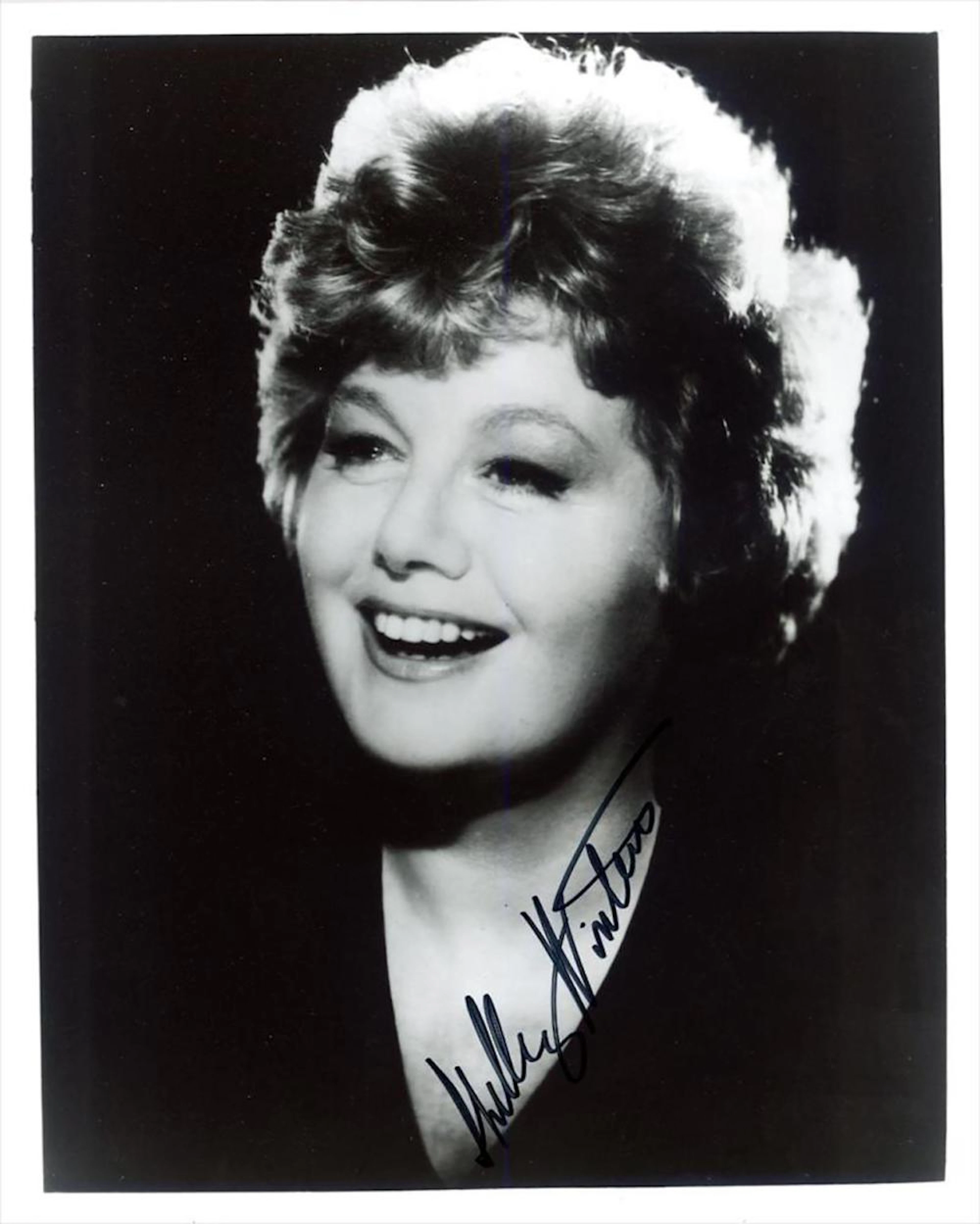 Shelley Winters - 8 x 10 Signed Photograph w/COA